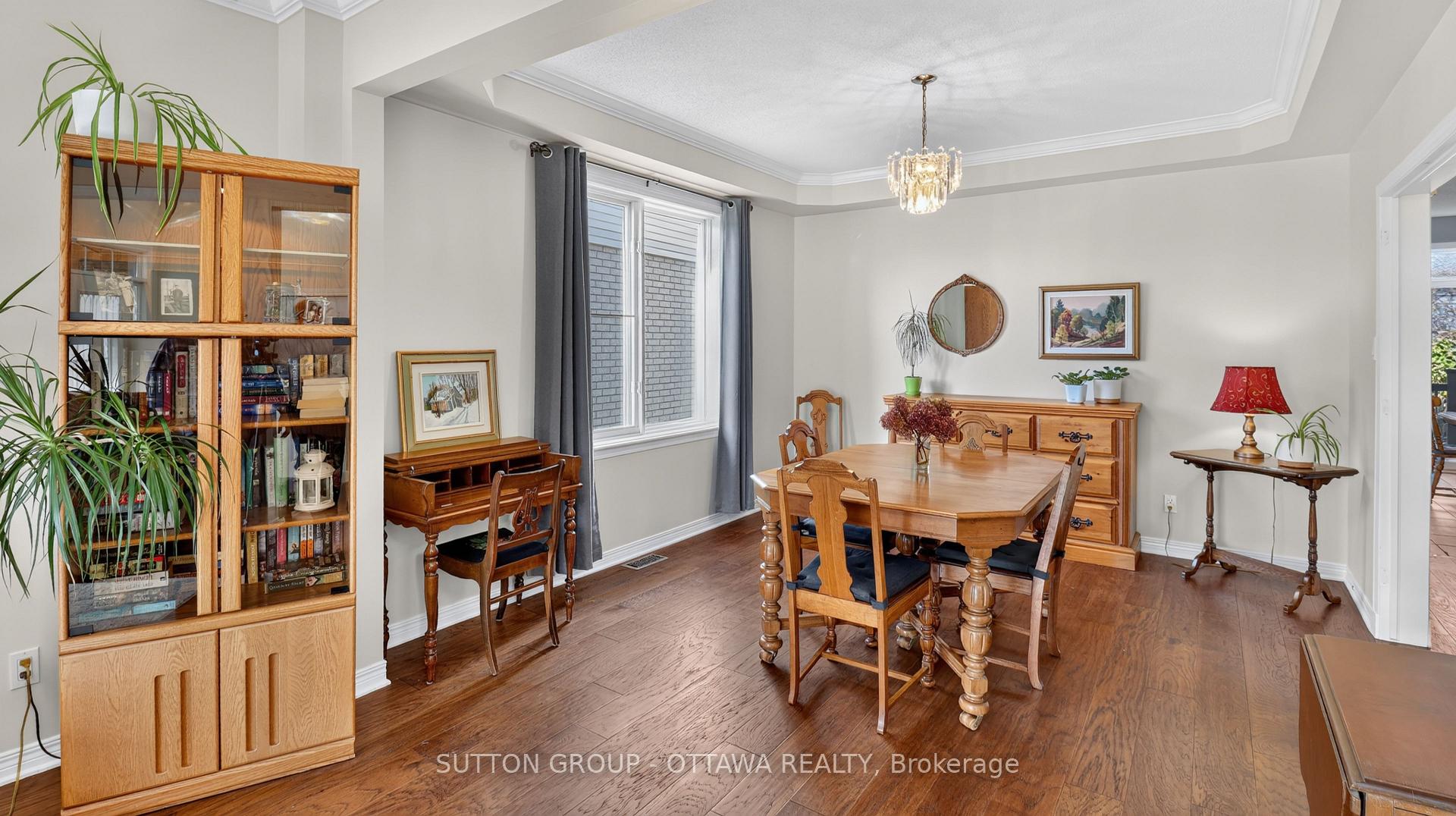 Photo 10 of 4185 Wolfe Point Way, Ottawa, Riverside South/Gloucester Glen — HOMEH