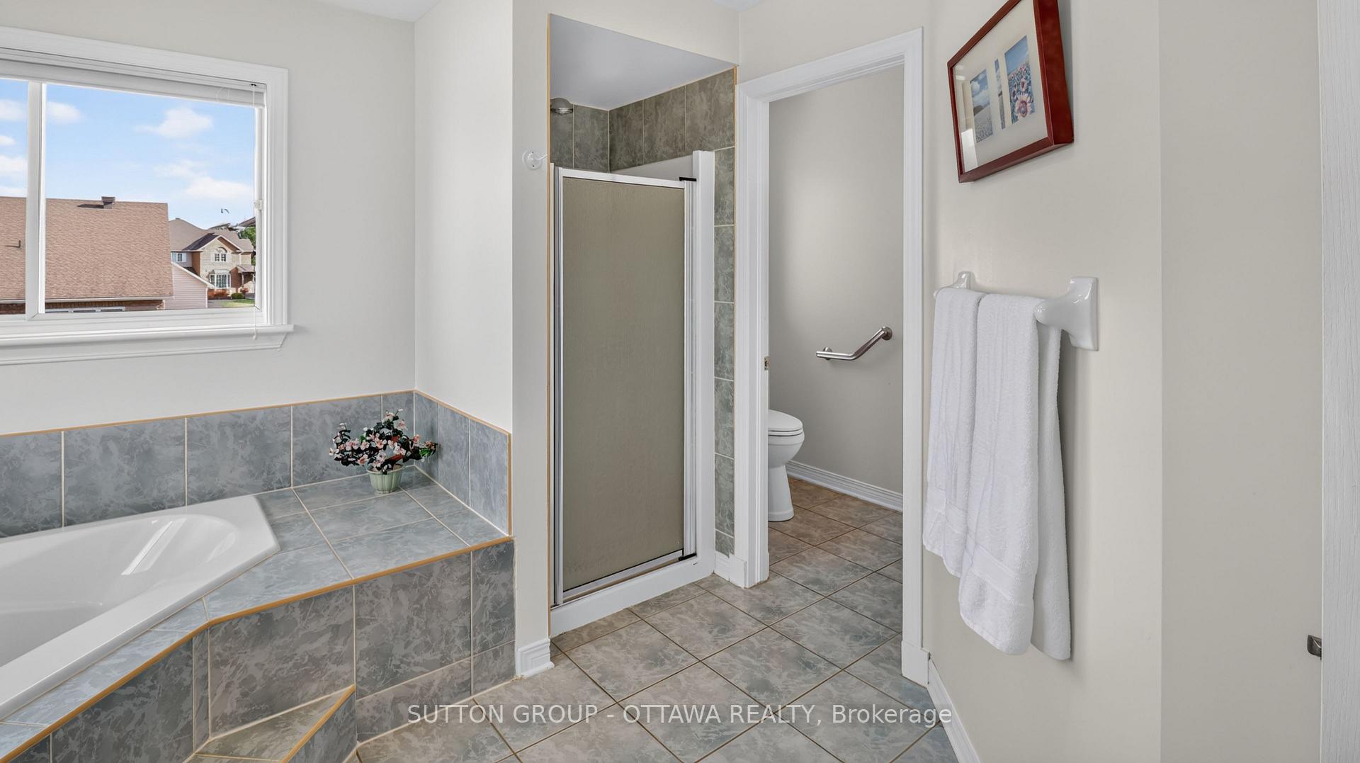 Photo 27 of 4185 Wolfe Point Way, Ottawa, Riverside South/Gloucester Glen — HOMEH
