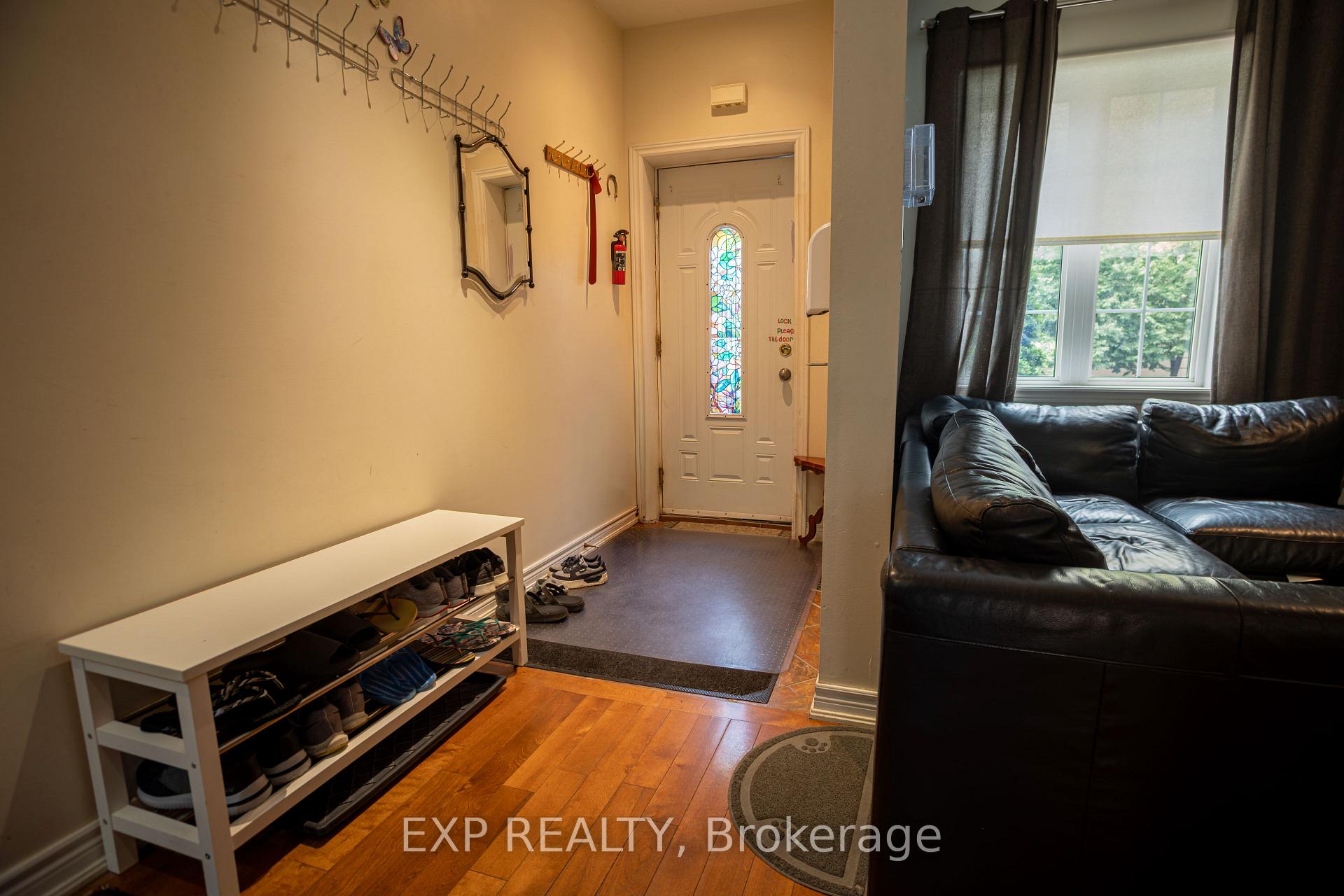 Photo 3 of 971 Lansdowne Avenue, Toronto, Dovercourt-Wallace Emerson-Junction — HOMEH