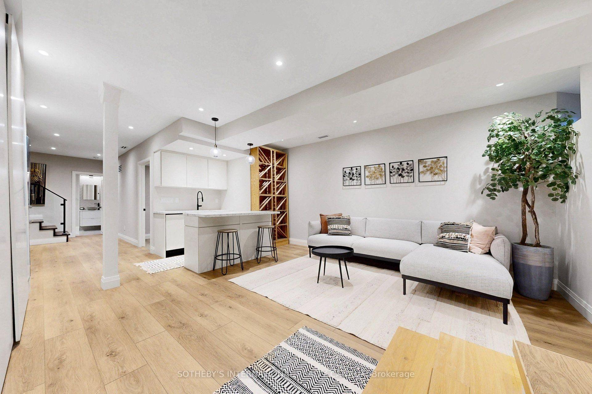 Photo 37 of 70 Major Street, Toronto, University — HOMEH