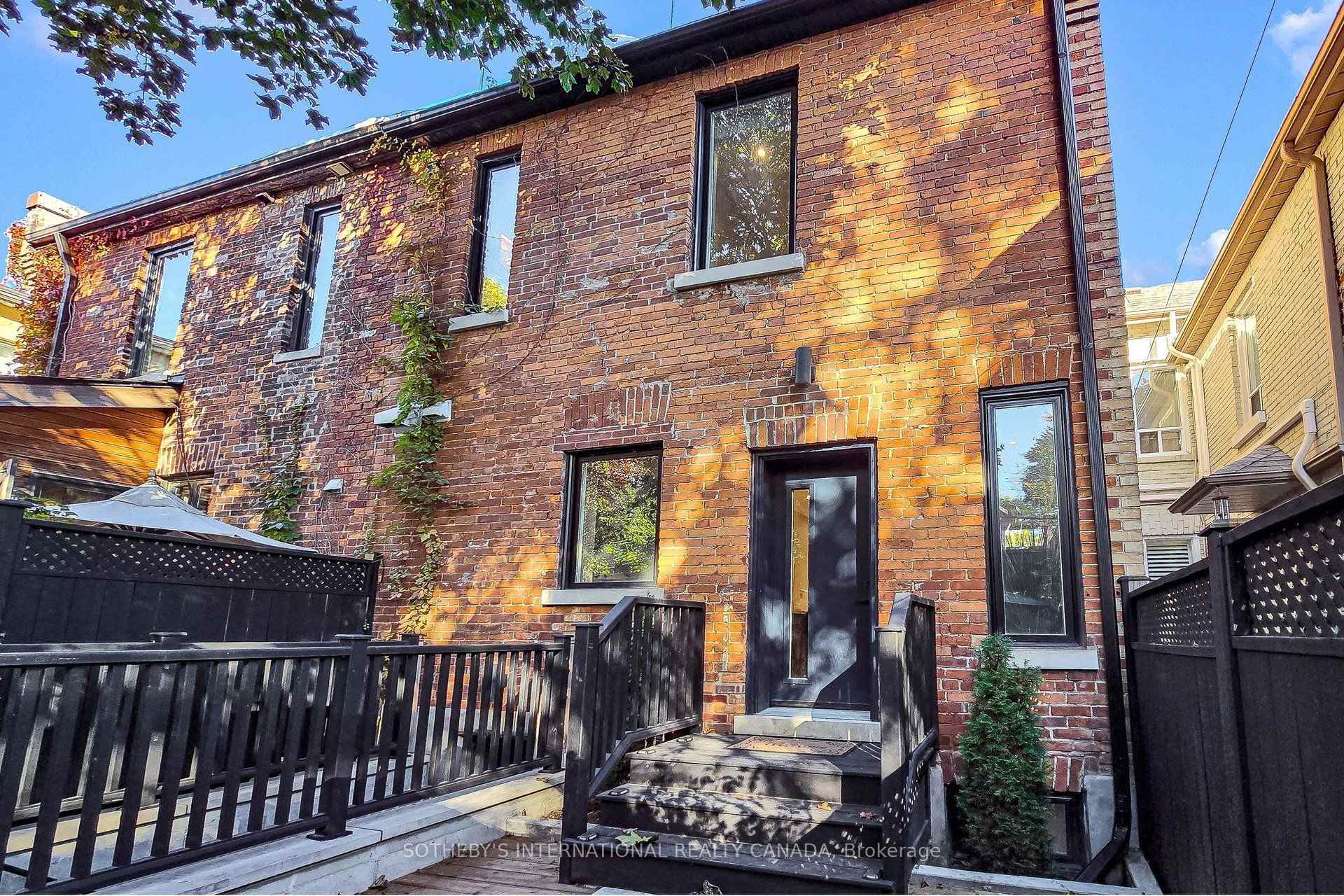 Photo 45 of 70 Major Street, Toronto, University — HOMEH
