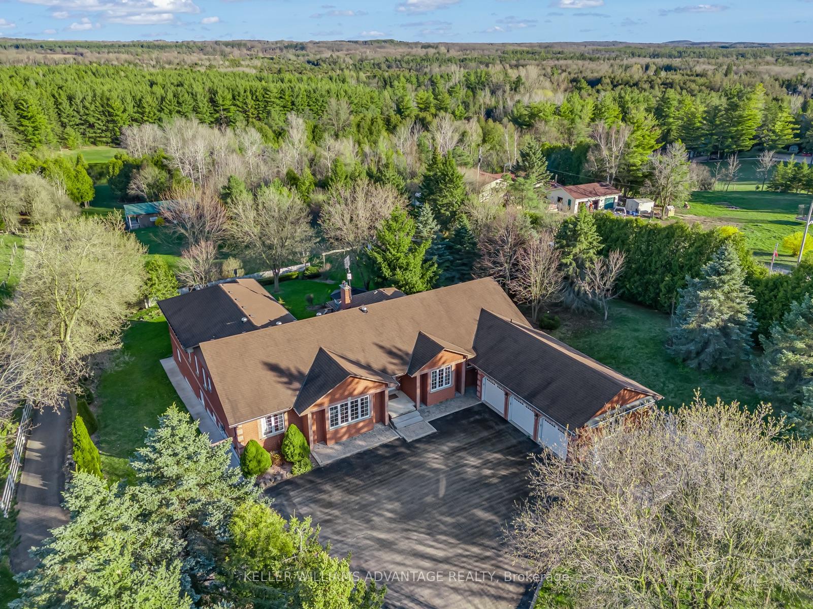 Photo 2 of Unit Lower Unit, 3100 30 Side Road, Milton, Rural Milton West — HOMEH