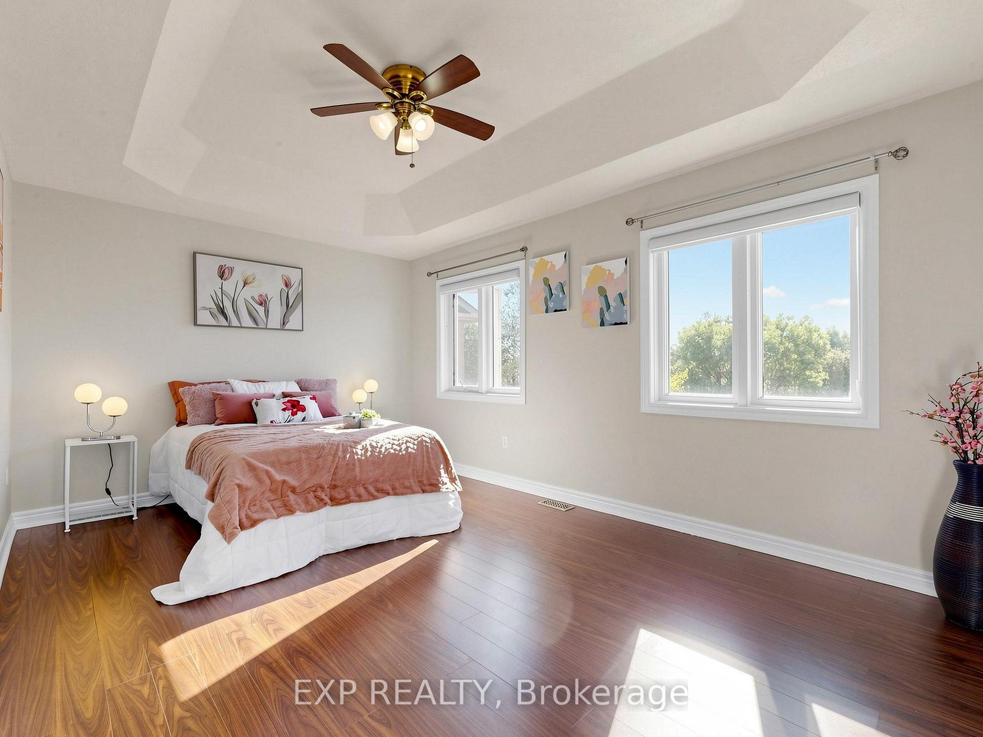 Photo 22 of 49 Harbourtown Crescent, Brampton, Madoc — HOMEH
