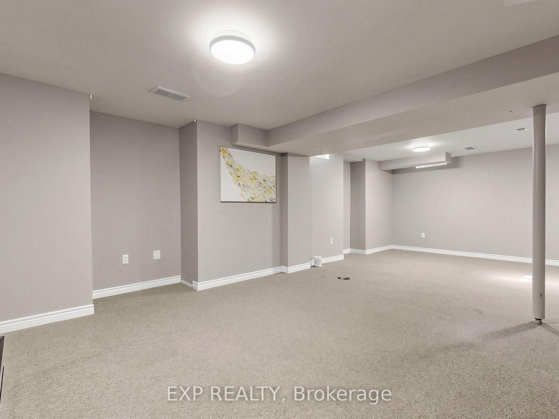 Photo 41 of 49 Harbourtown Crescent, Brampton, Madoc — HOMEH