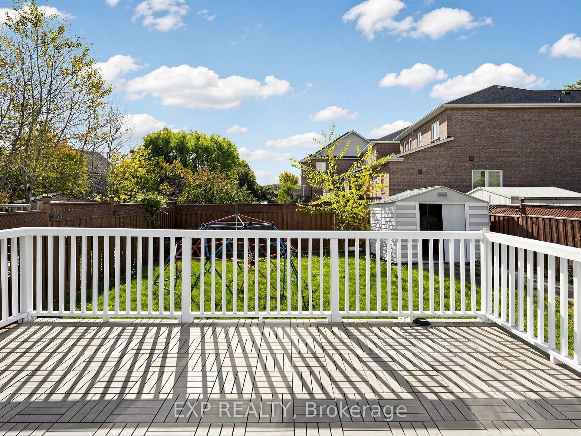 Photo 43 of 49 Harbourtown Crescent, Brampton, Madoc — HOMEH