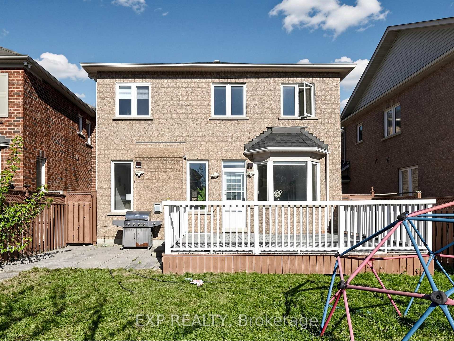 Photo 45 of 49 Harbourtown Crescent, Brampton, Madoc — HOMEH