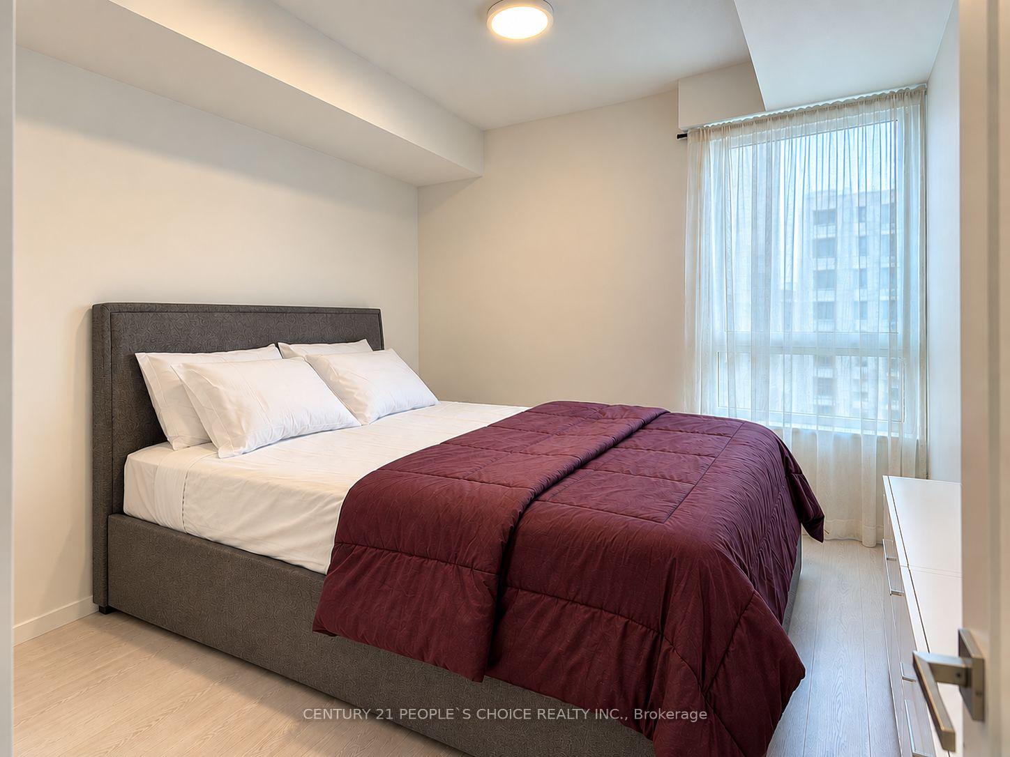Photo 8 of Unit 302, 415 Main Street W, Hamilton, Kirkendall — HOMEH