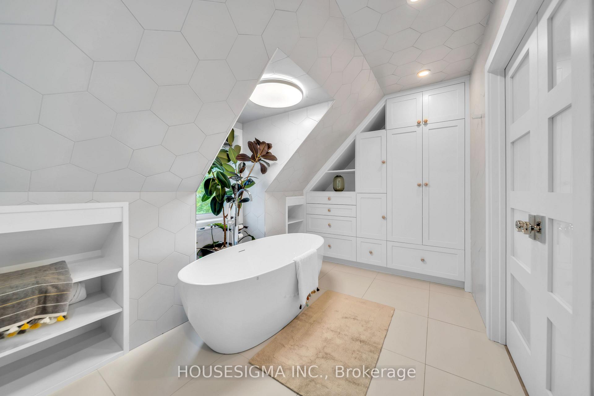 Photo 36 of 274 Roxton Road, Toronto, Palmerston-Little Italy — HOMEH