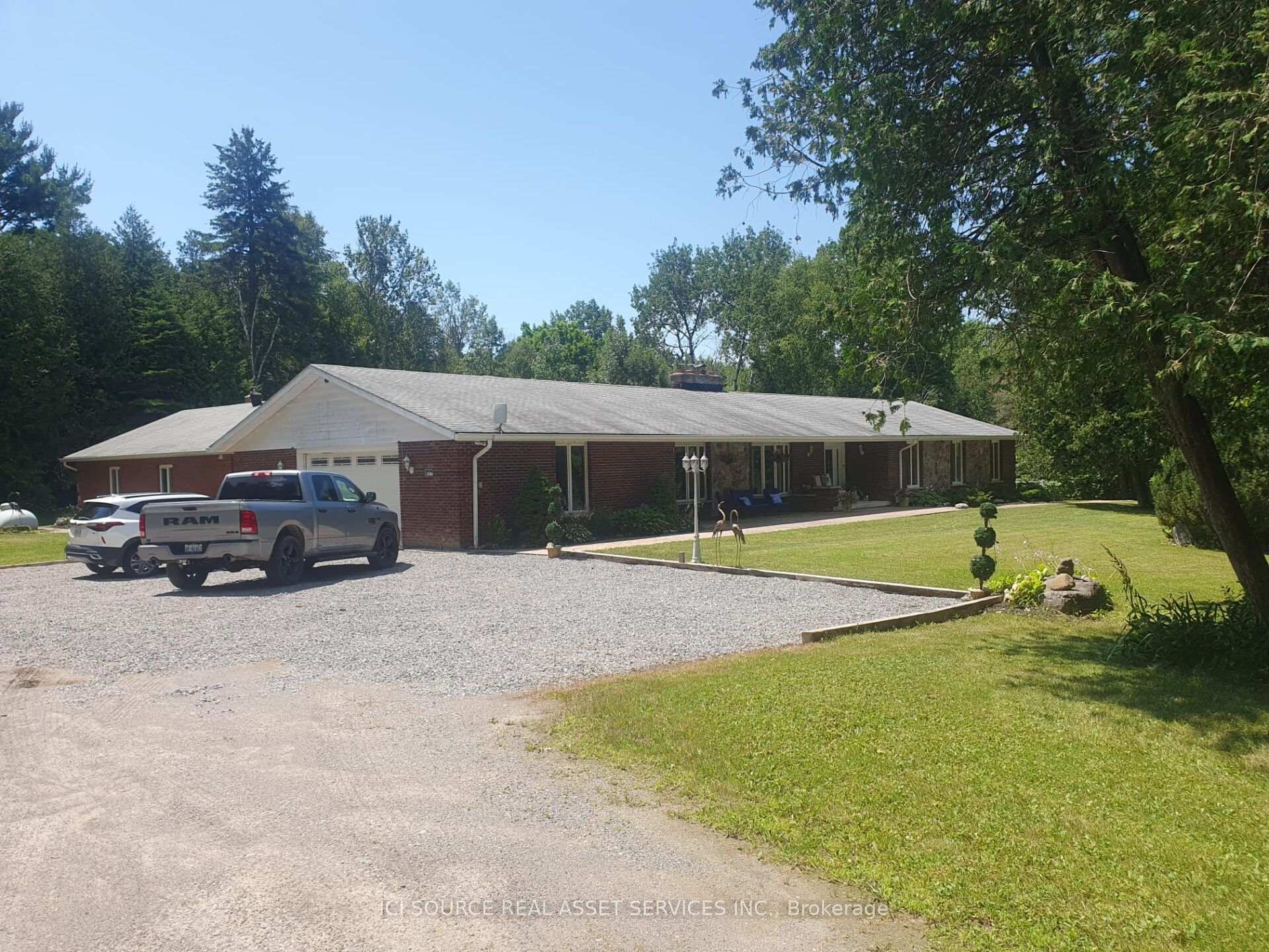 Photo 5 of 1814 County Rd 8, Kawartha Lakes, Verulam — HOMEH