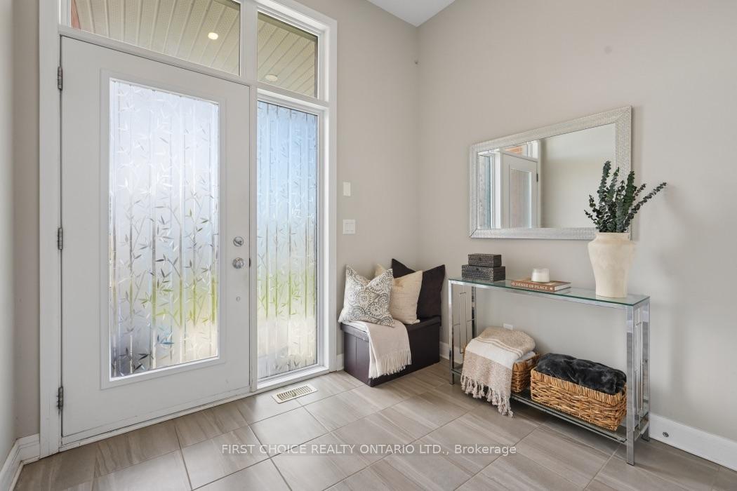 Photo 2 of 74 Michael Stoqua Street, Ottawa, CFB Rockcliffe and Area — HOMEH