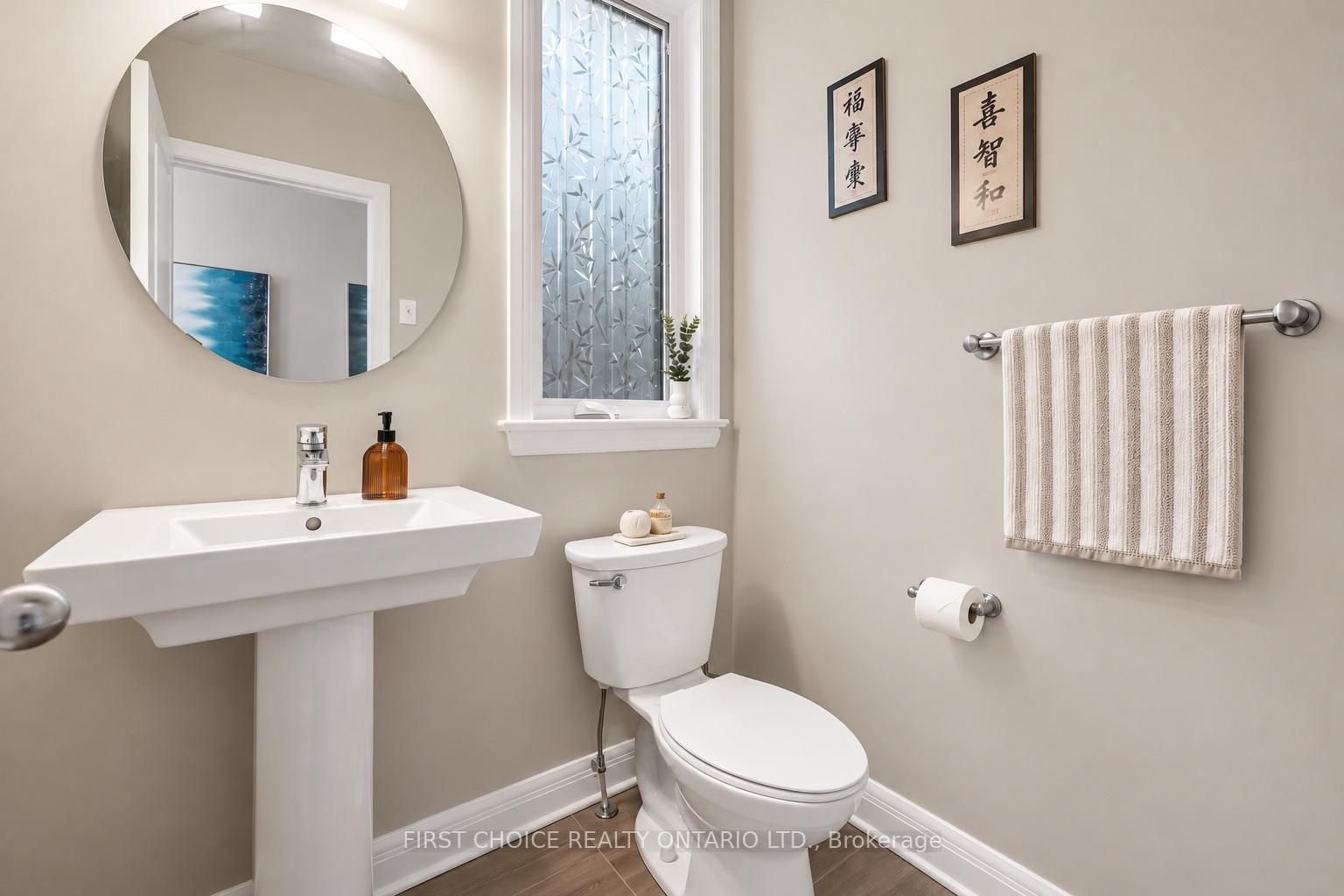 Photo 5 of 74 Michael Stoqua Street, Ottawa, CFB Rockcliffe and Area — HOMEH