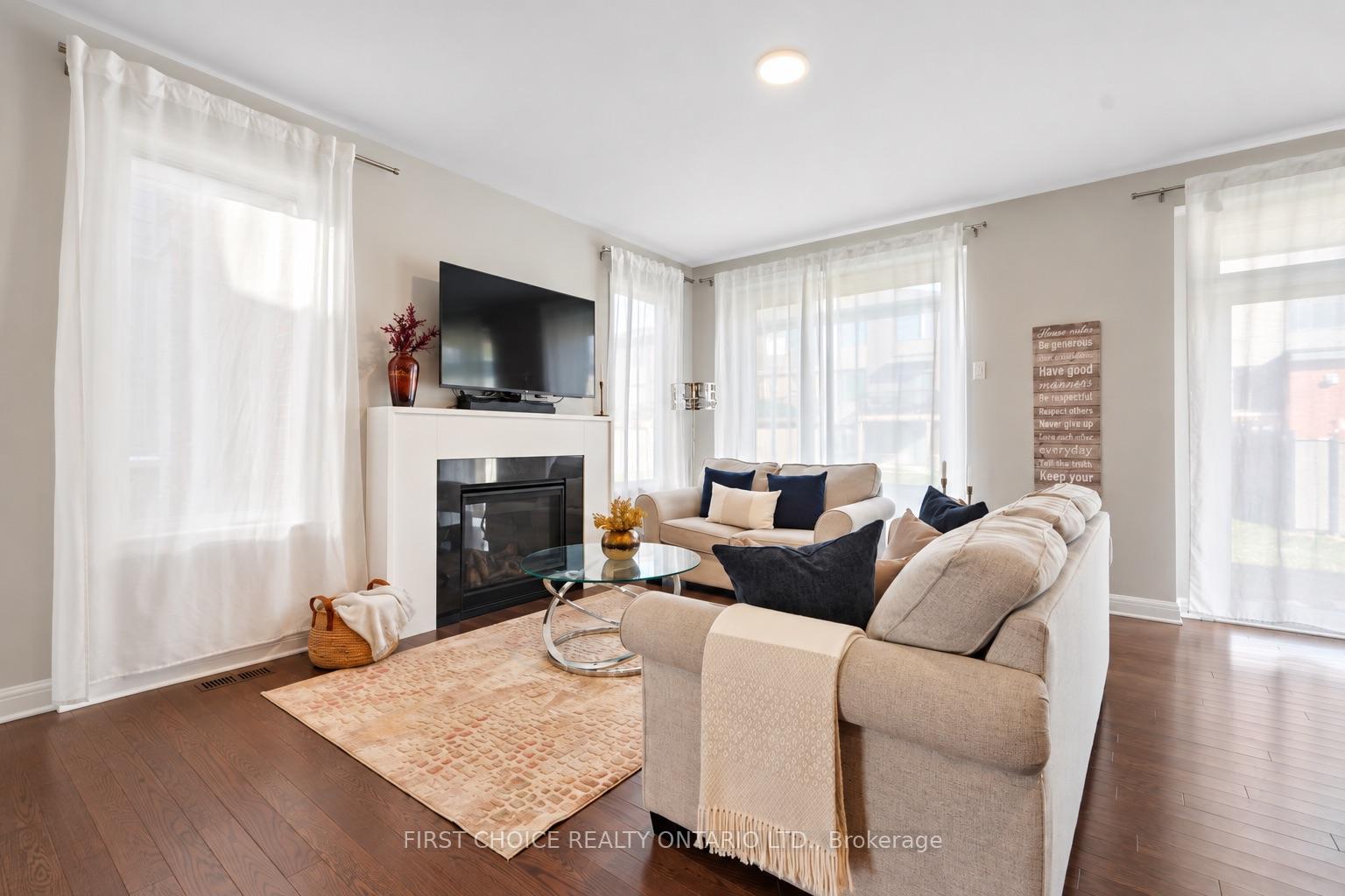Photo 16 of 74 Michael Stoqua Street, Ottawa, CFB Rockcliffe and Area — HOMEH