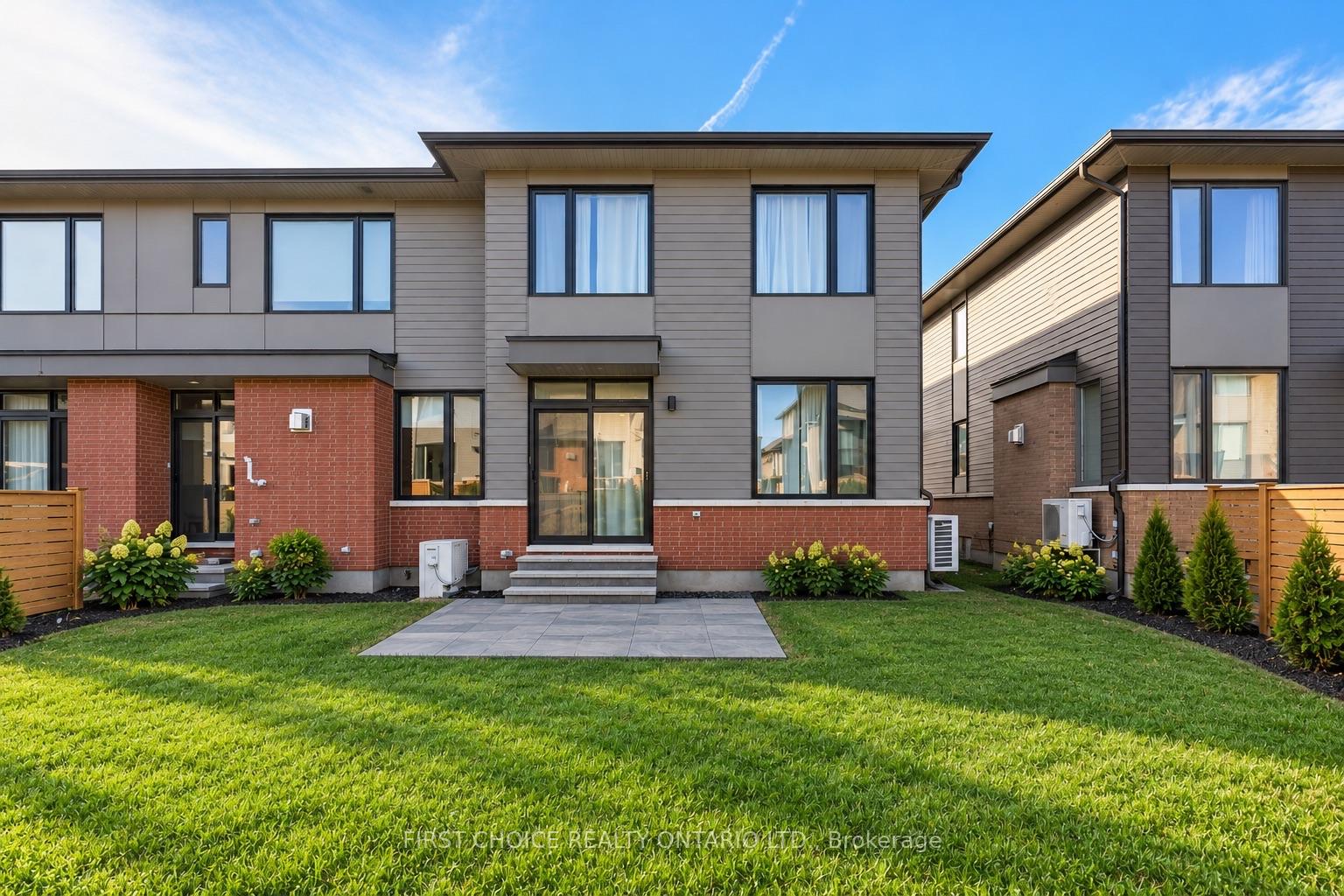 Photo 33 of 74 Michael Stoqua Street, Ottawa, CFB Rockcliffe and Area — HOMEH