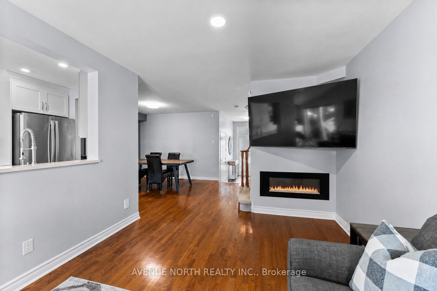 Photo 10 of 541 Wild Shore Crescent, Ottawa, Riverside South/Gloucester Glen — HOMEH