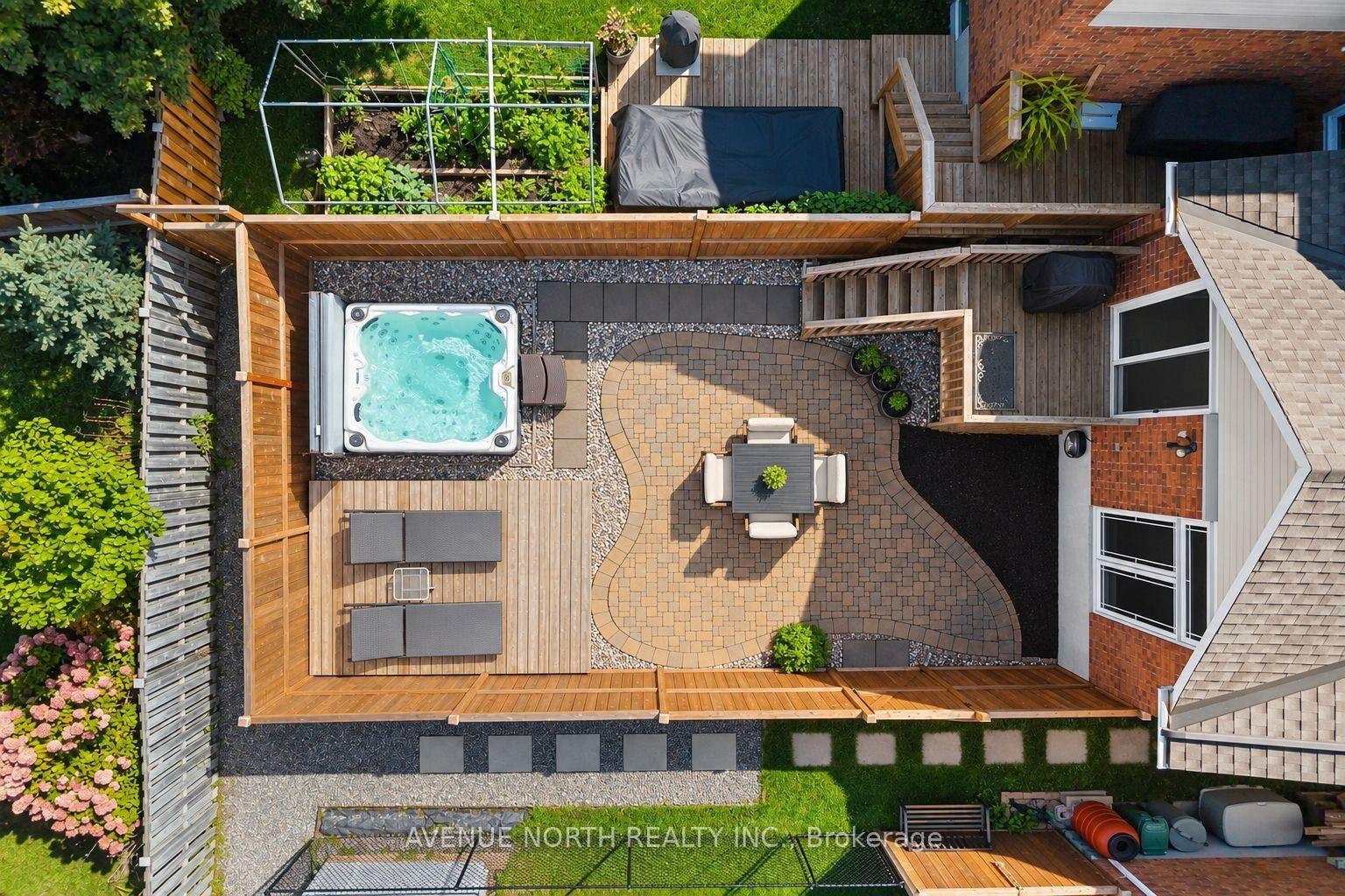 Photo 36 of 541 Wild Shore Crescent, Ottawa, Riverside South/Gloucester Glen — HOMEH