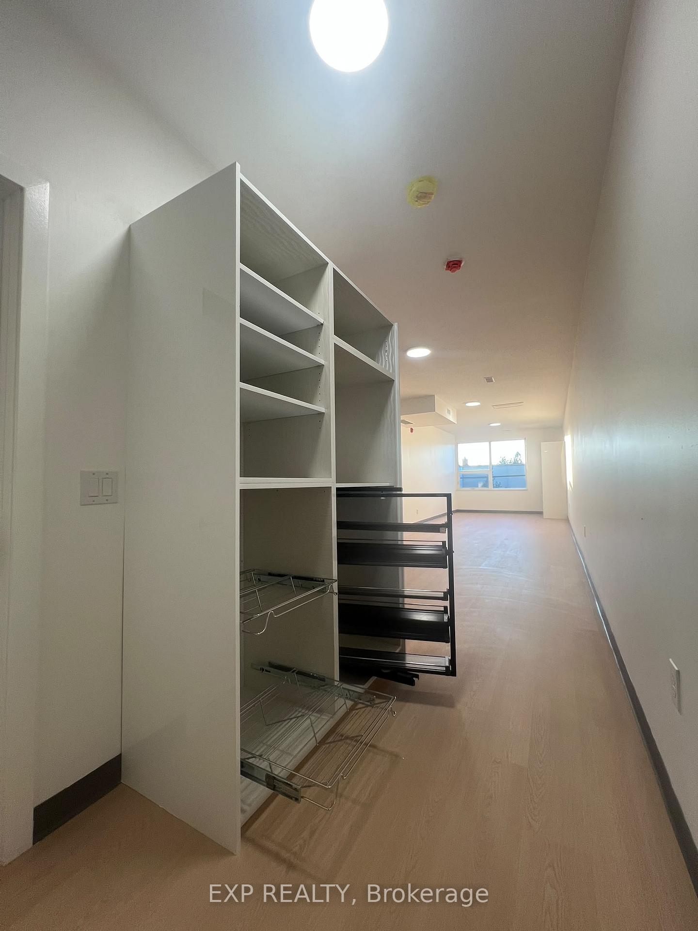 Photo 1 of Unit 6, 264-268 Ottawa Street N, Hamilton, Crown Point — HOMEH