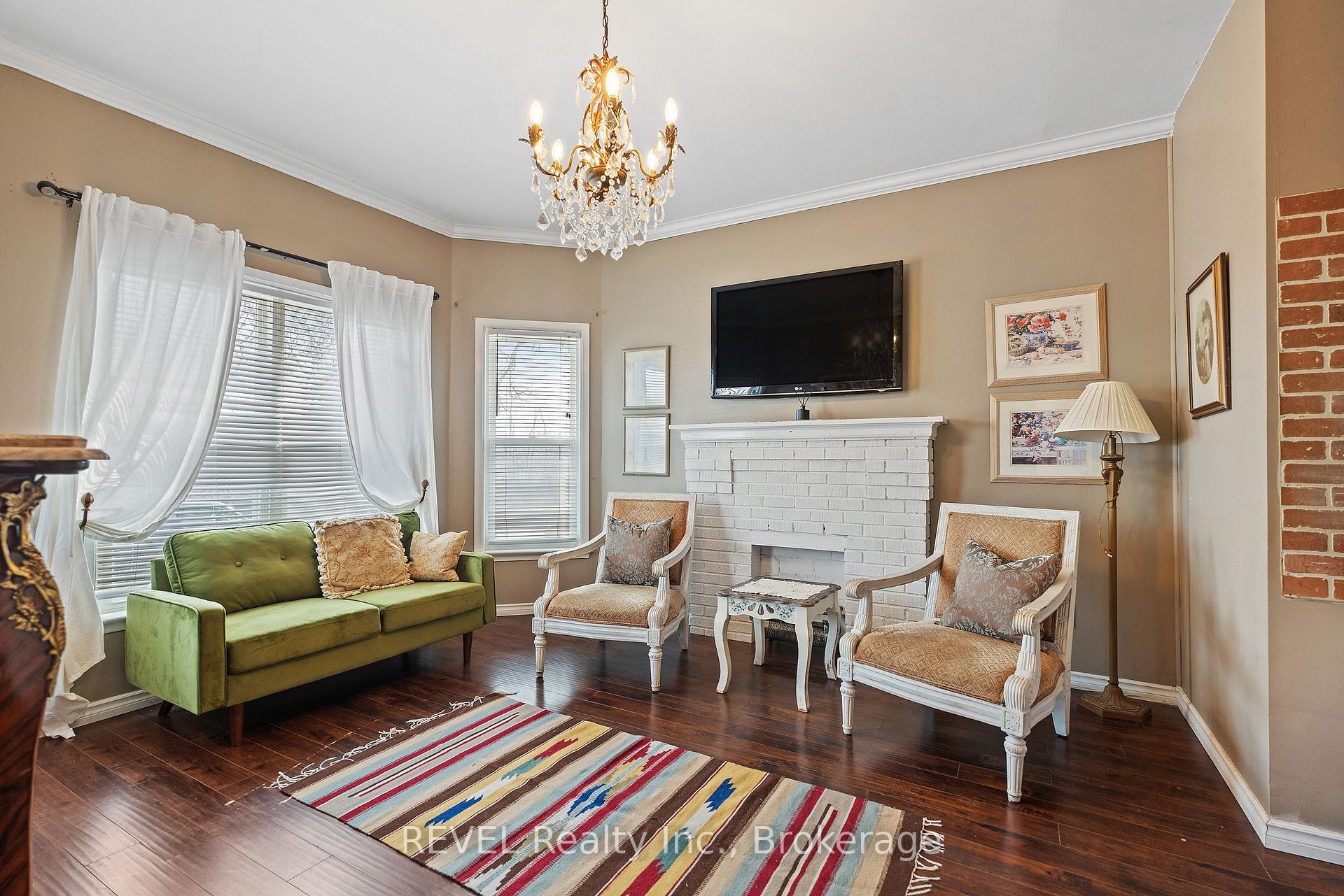 Photo 8 of 4755 River Road, Niagara Falls, Downtown — HOMEH