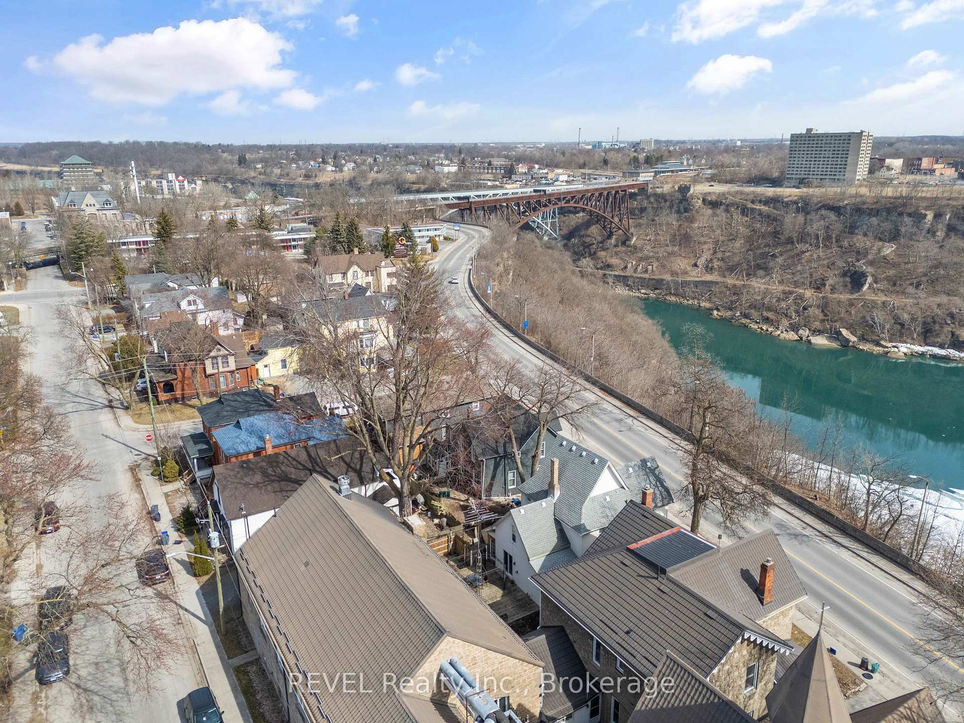 Photo 36 of 4755 River Road, Niagara Falls, Downtown — HOMEH