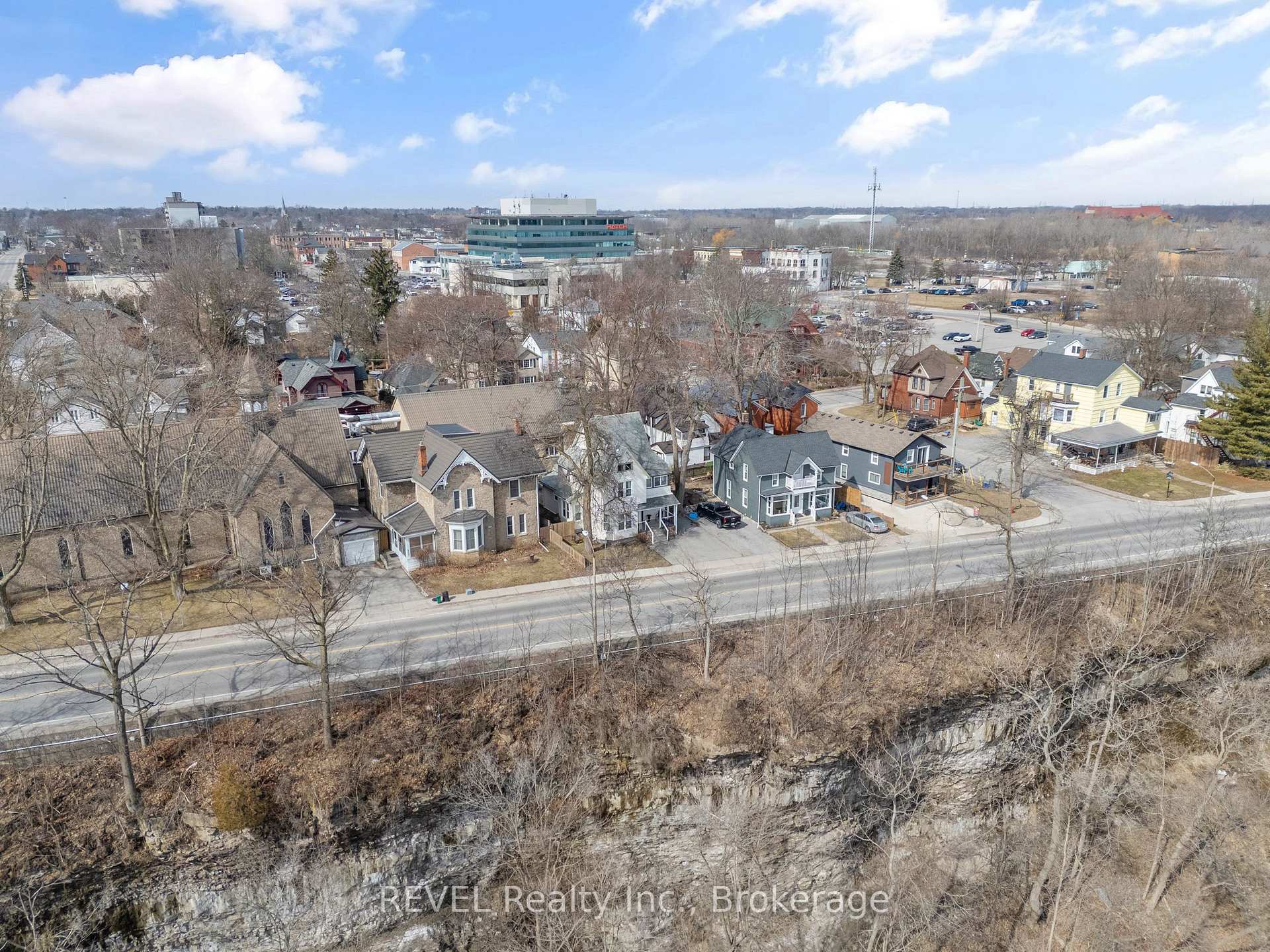 Photo 38 of 4755 River Road, Niagara Falls, Downtown — HOMEH