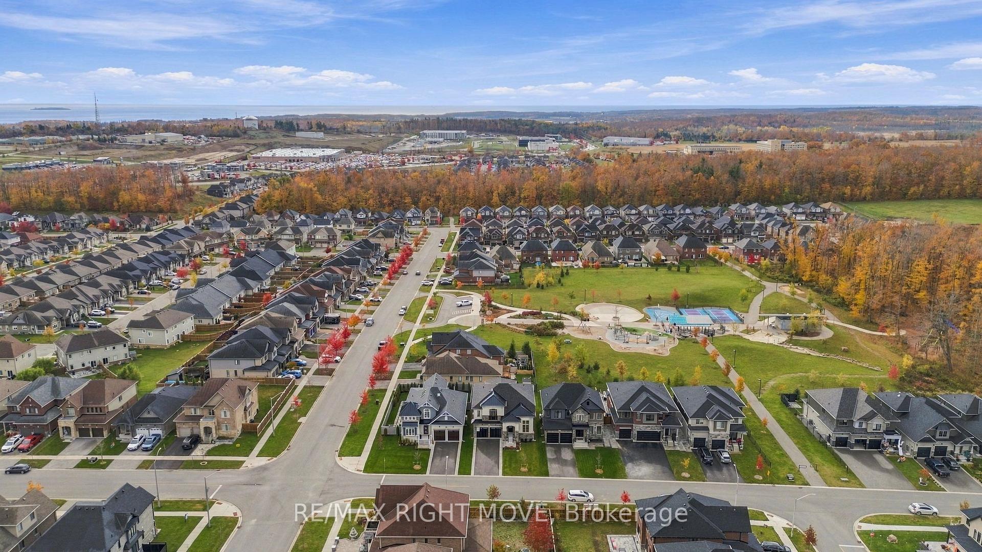 Photo 9 of 3019 Monarch Drive, Orillia — HOMEH