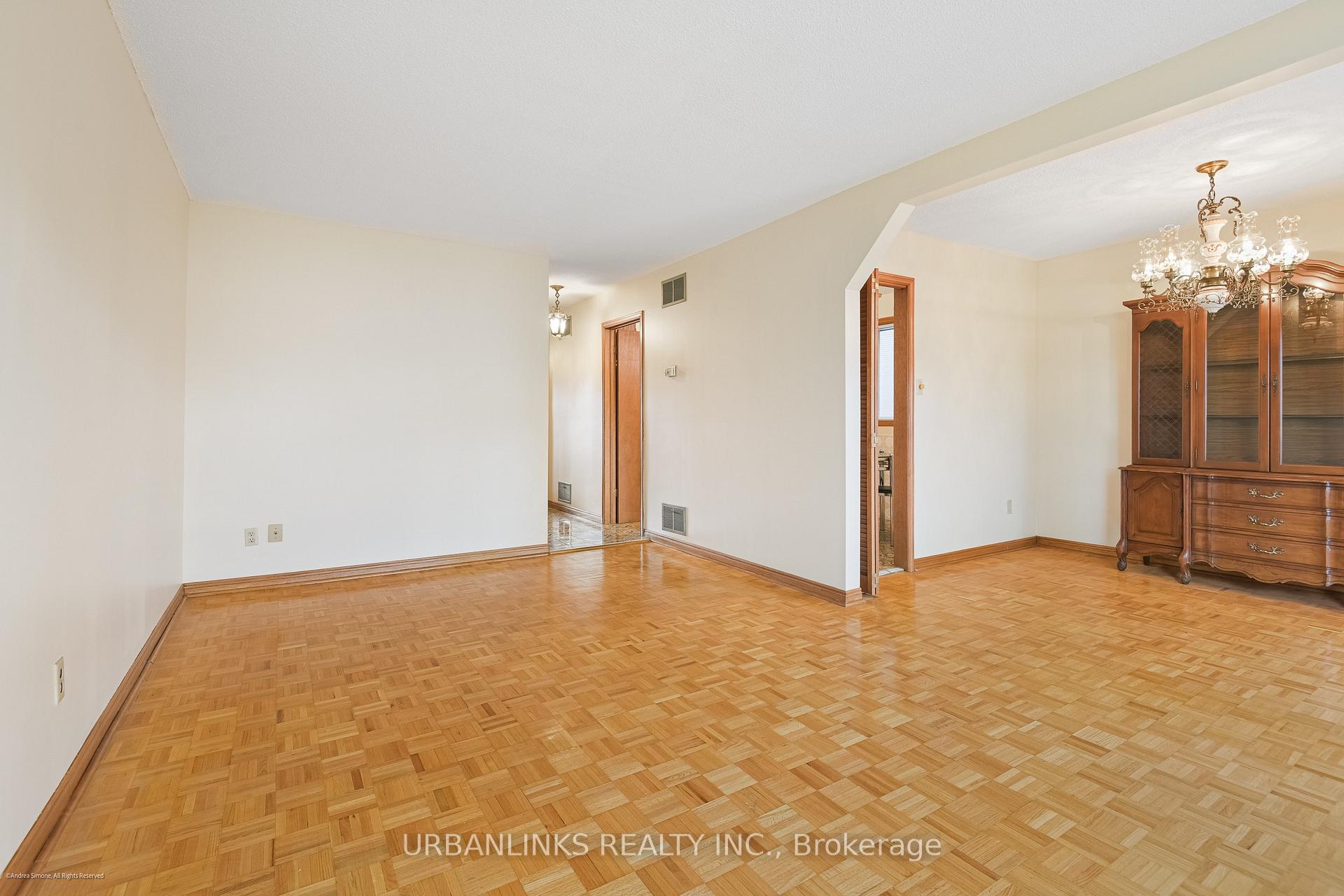 Photo 12 of 78 Evans Avenue, Etobicoke, Mimico — HOMEH