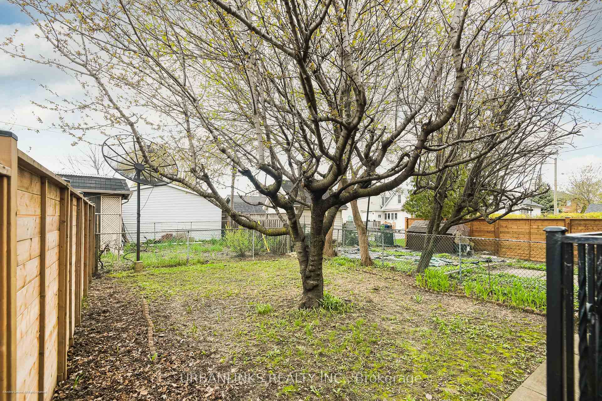 Photo 26 of 78 Evans Avenue, Etobicoke, Mimico — HOMEH