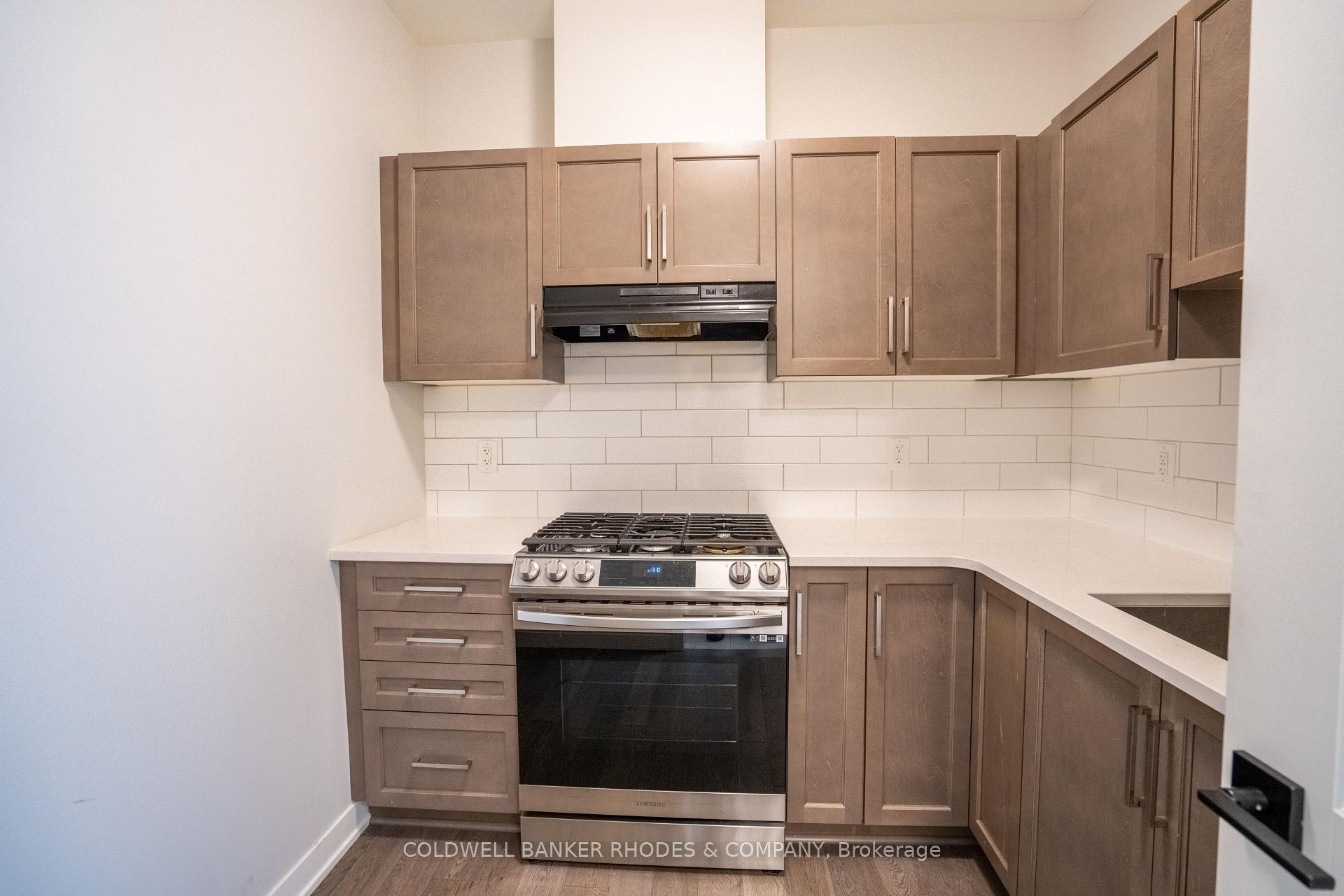 Photo 13 of 673 Fenwick Way, Ottawa, Barrhaven - Stonebridge — HOMEH