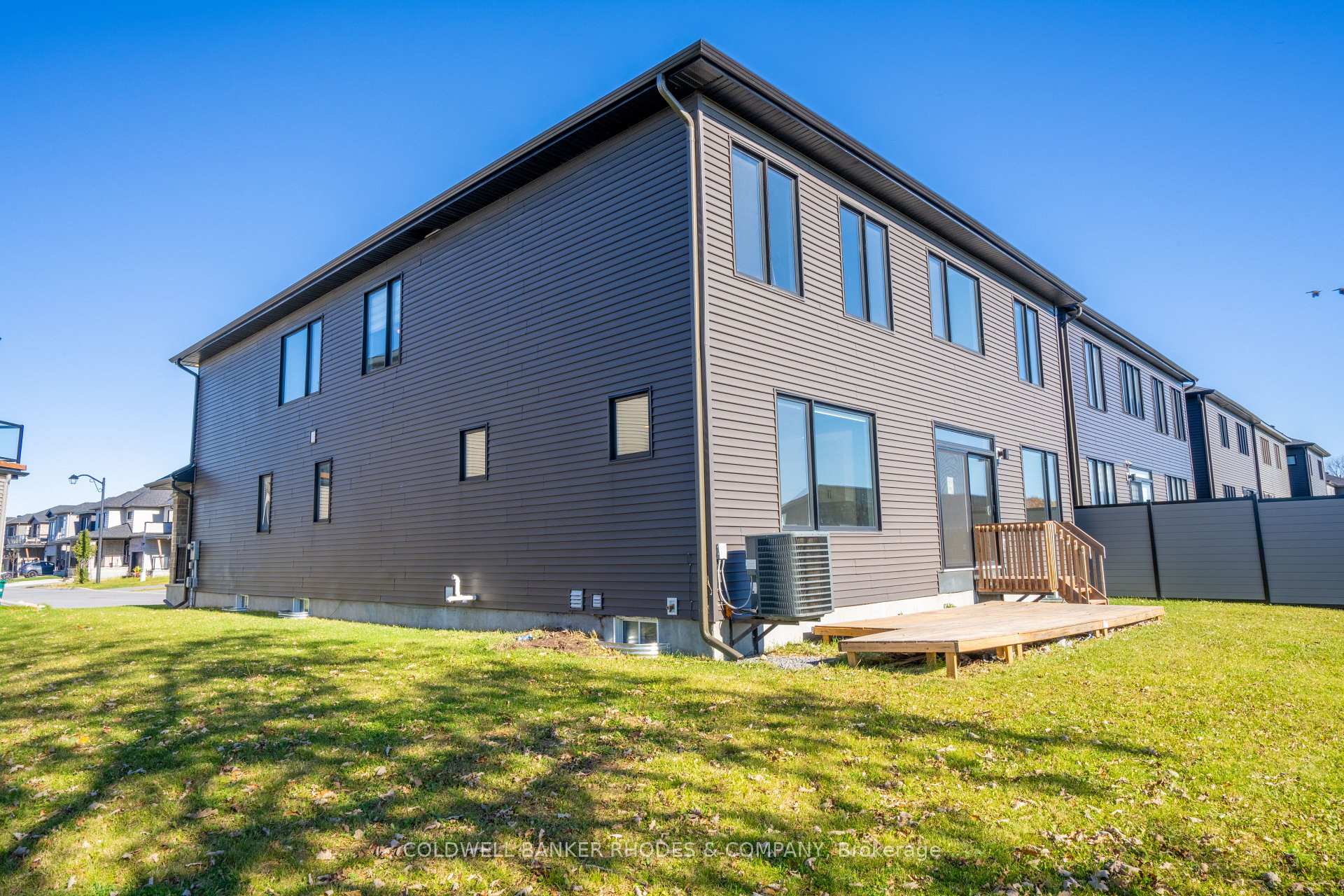 Photo 36 of 673 Fenwick Way, Ottawa, Barrhaven - Stonebridge — HOMEH