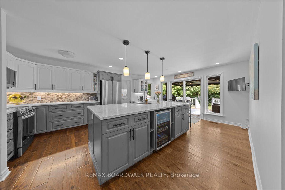 Photo 11 of 1424 Sherruby Way, Ottawa, Kanata - Rural Kanata (Central) — HOMEH