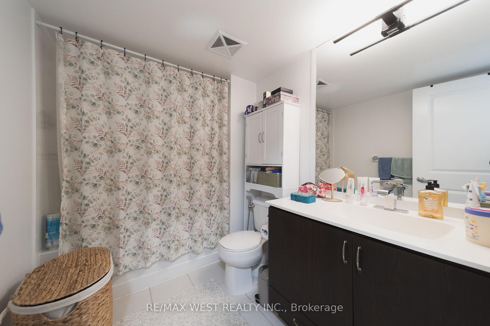 Photo 12 of Unit 524, 27 Rean Drive, North York, Bayview Village — HOMEH