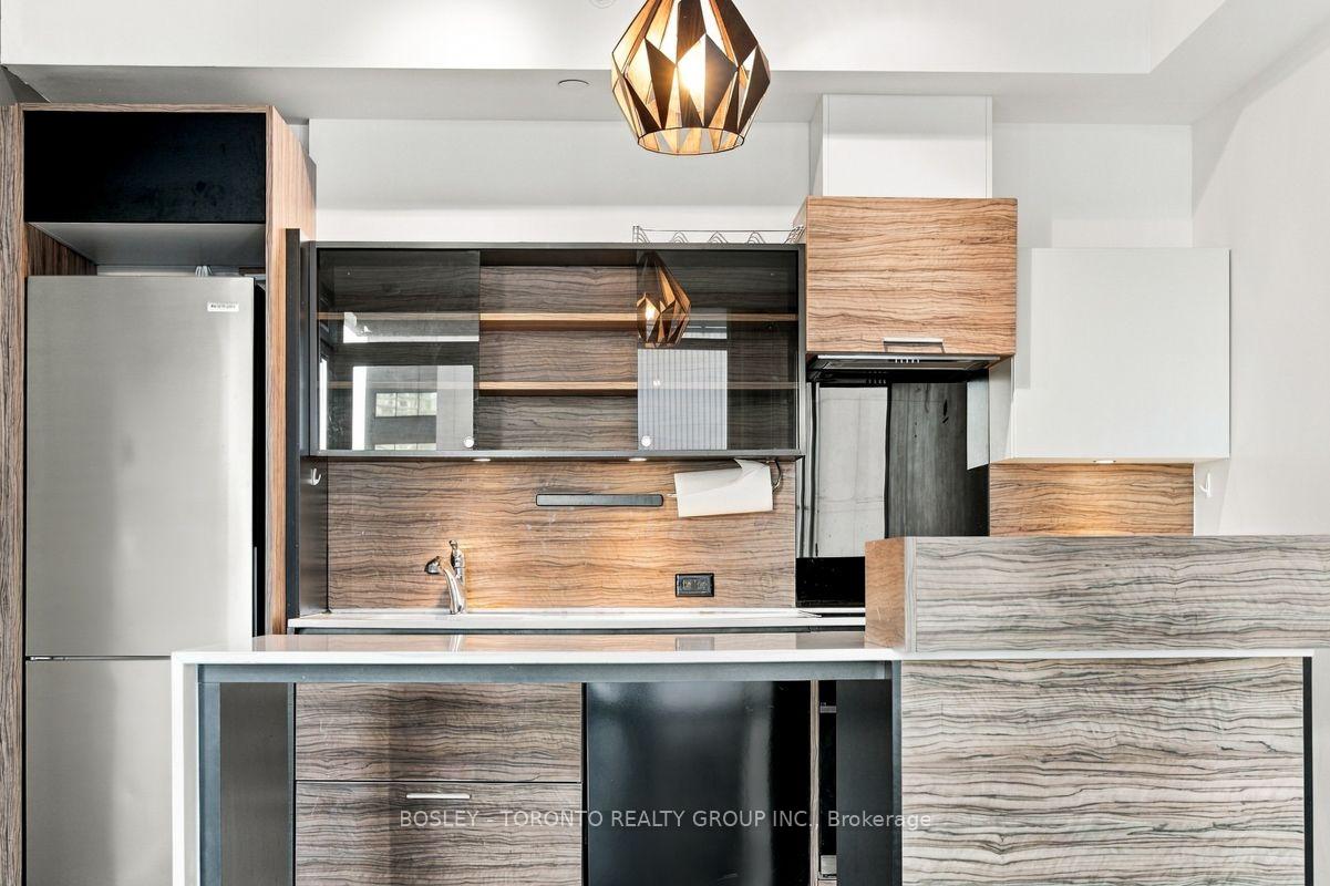 Photo 13 of Unit 805, 75 St. Nicholas Street, Toronto, Bay Street Corridor — HOMEH