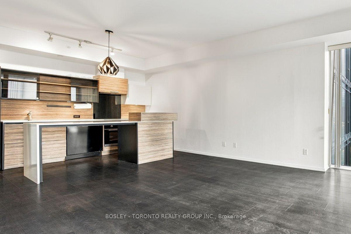 Photo 19 of Unit 805, 75 St. Nicholas Street, Toronto, Bay Street Corridor — HOMEH
