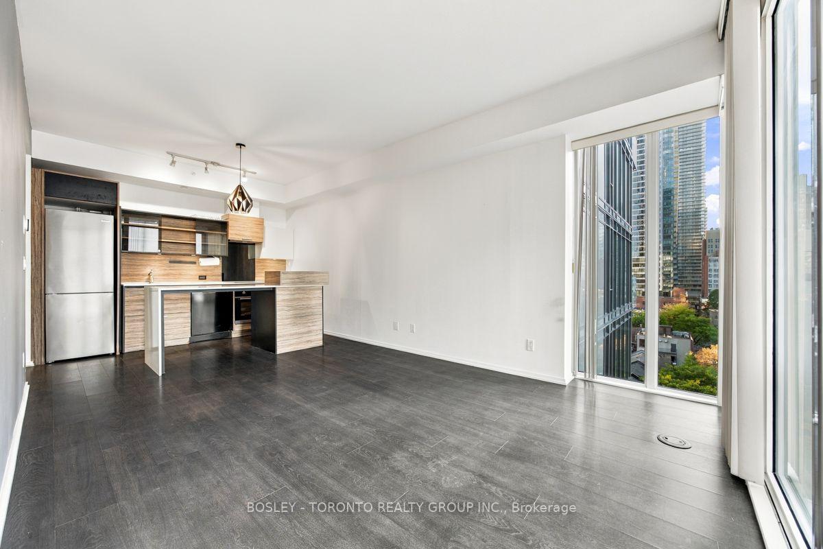 Photo 20 of Unit 805, 75 St. Nicholas Street, Toronto, Bay Street Corridor — HOMEH