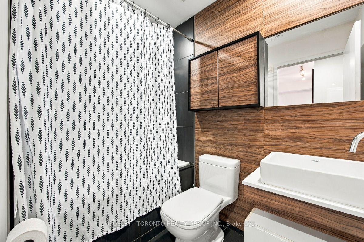Photo 25 of Unit 805, 75 St. Nicholas Street, Toronto, Bay Street Corridor — HOMEH