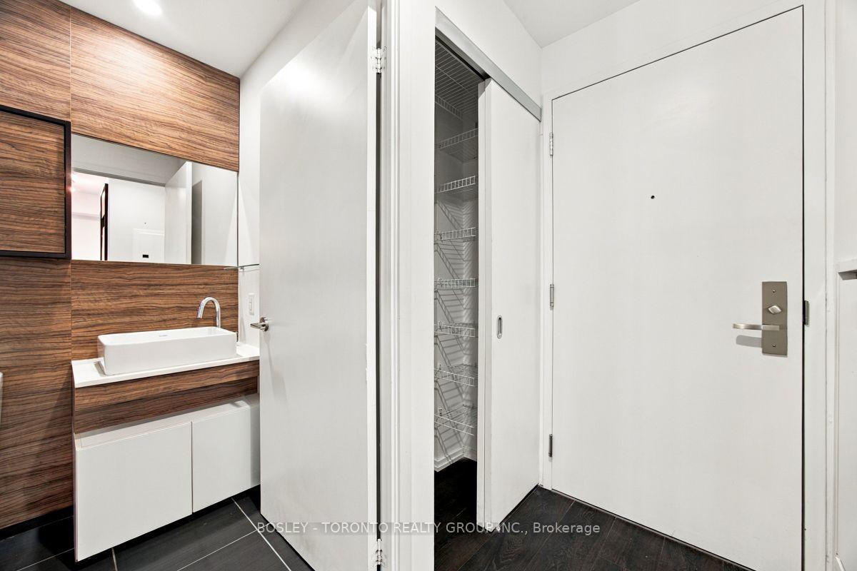 Photo 26 of Unit 805, 75 St. Nicholas Street, Toronto, Bay Street Corridor — HOMEH