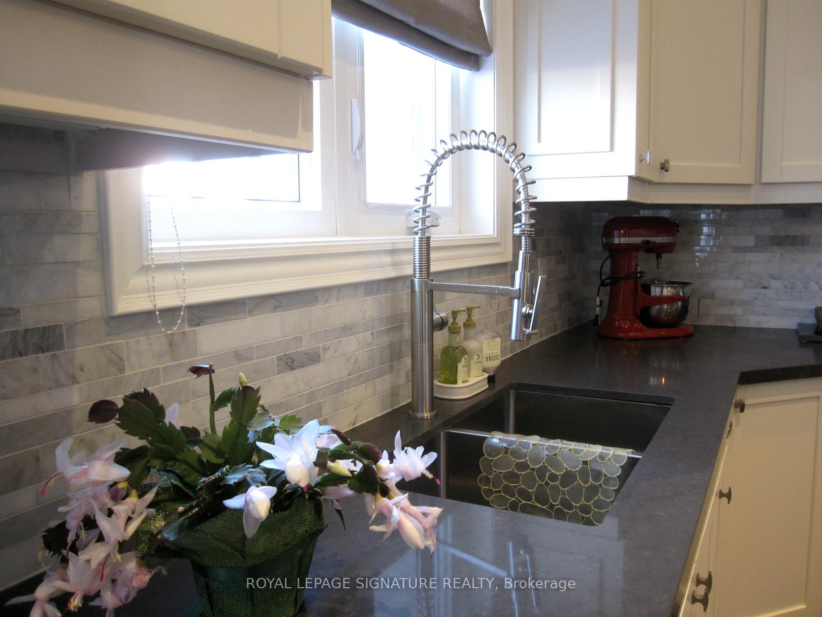 Photo 13 of 18B Algoma Street, Etobicoke, Mimico — HOMEH