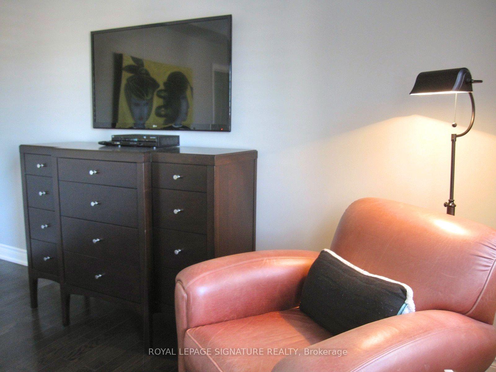 Photo 25 of 18B Algoma Street, Etobicoke, Mimico — HOMEH