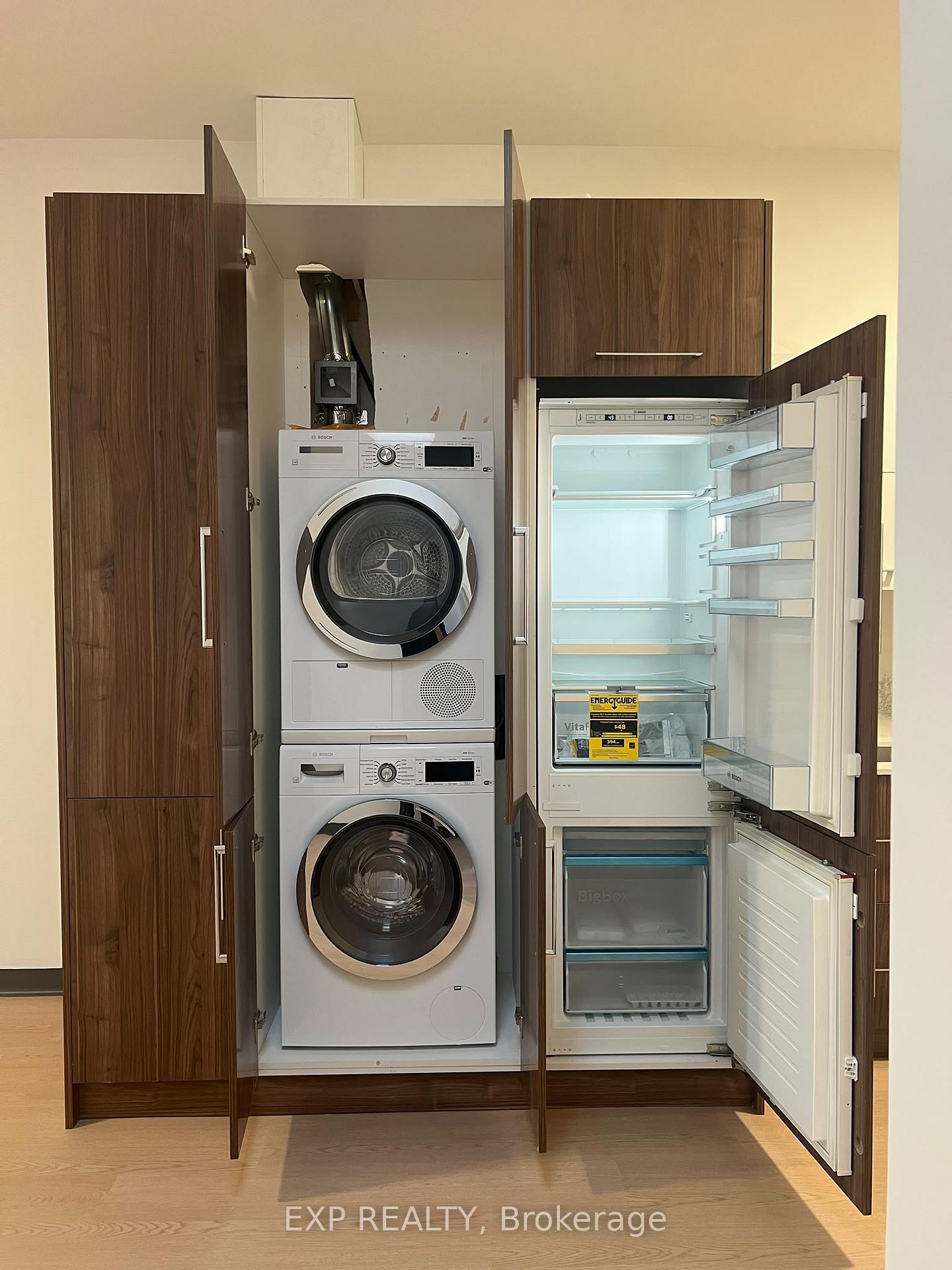 Photo 4 of Unit 2, 268 Ottawa Street N, Hamilton, Crown Point — HOMEH