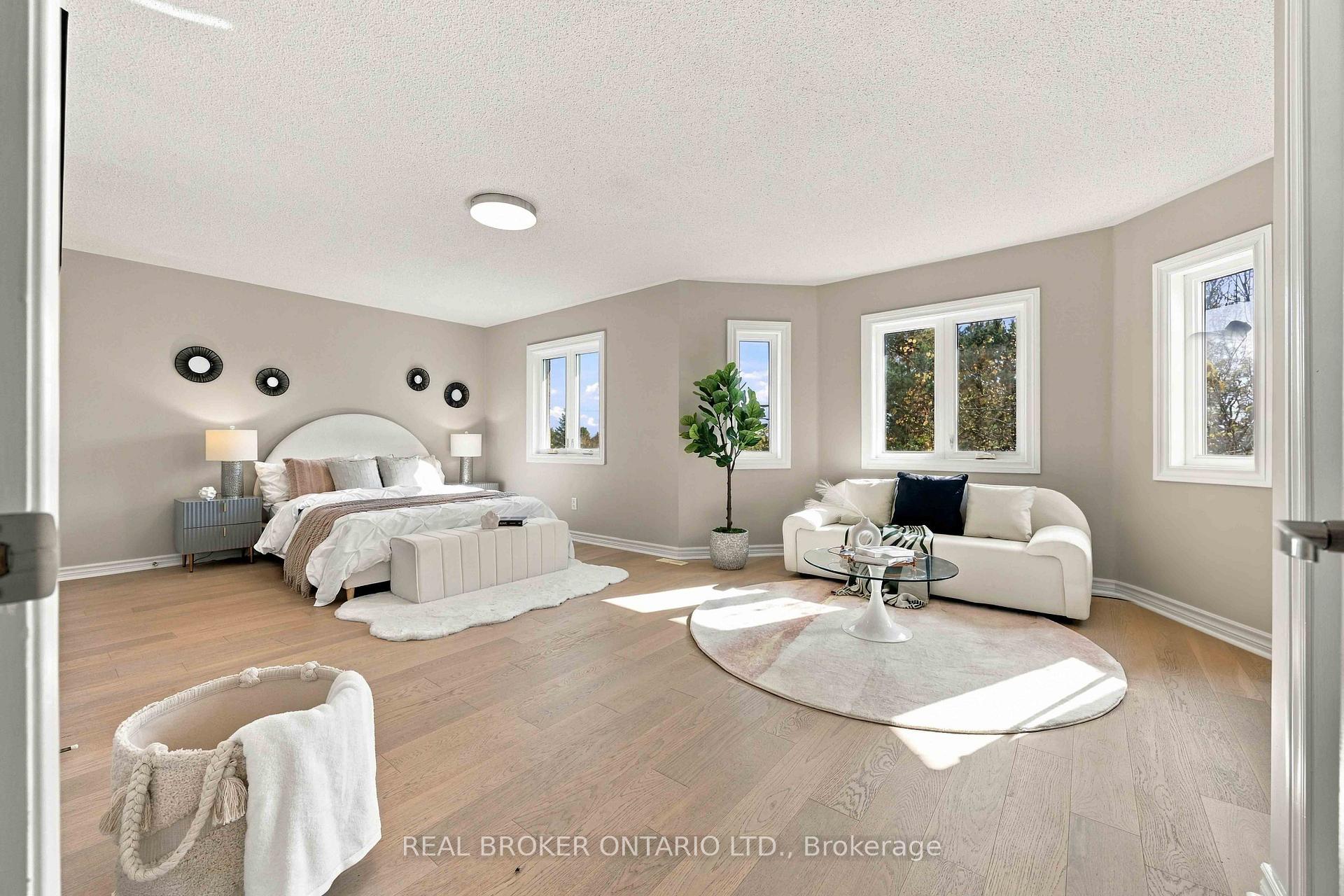 Photo 4 of 43 Bluebell Drive, Markham, Rouge Fairways — HOMEH