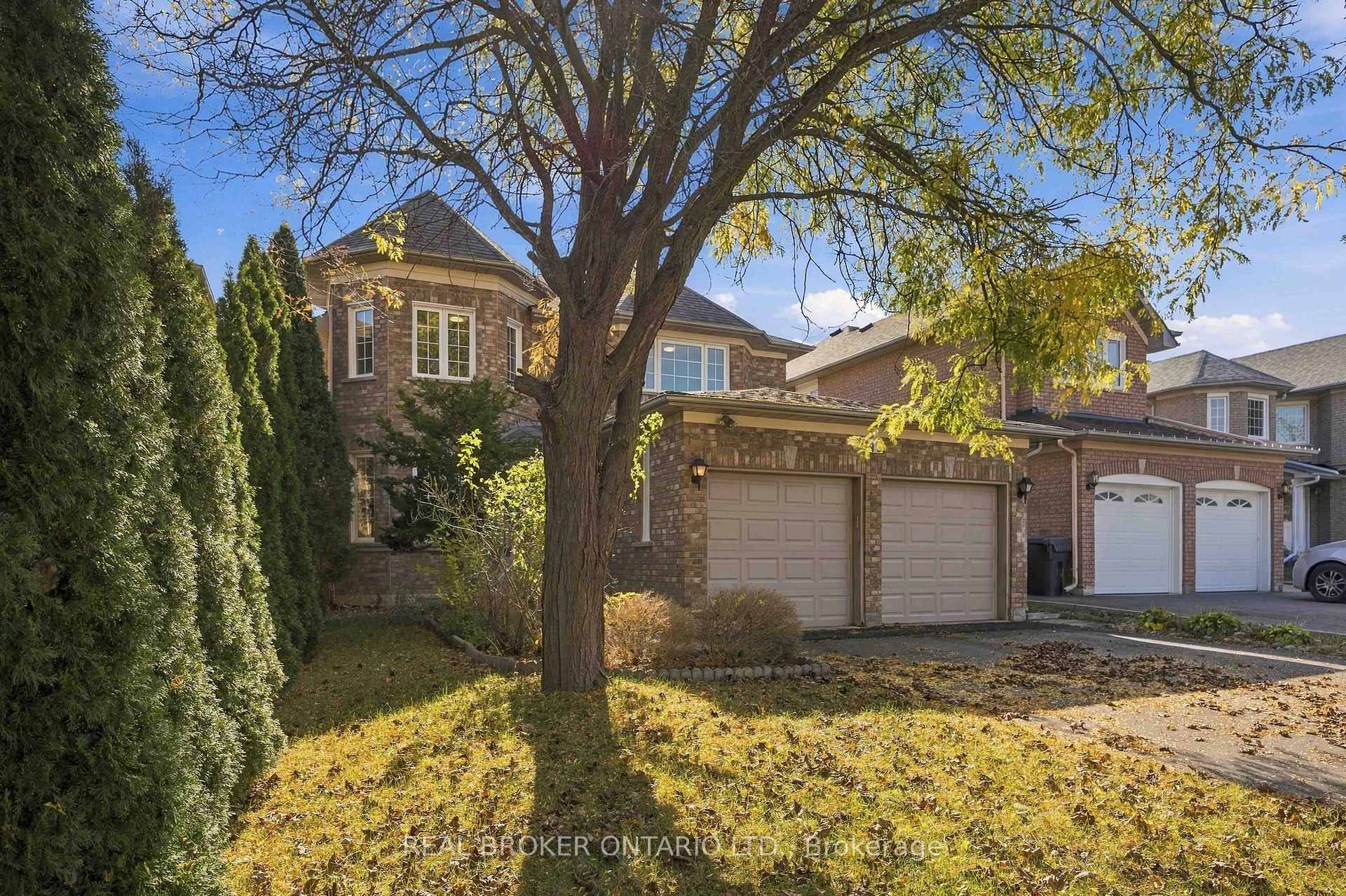 Photo 5 of 43 Bluebell Drive, Markham, Rouge Fairways — HOMEH