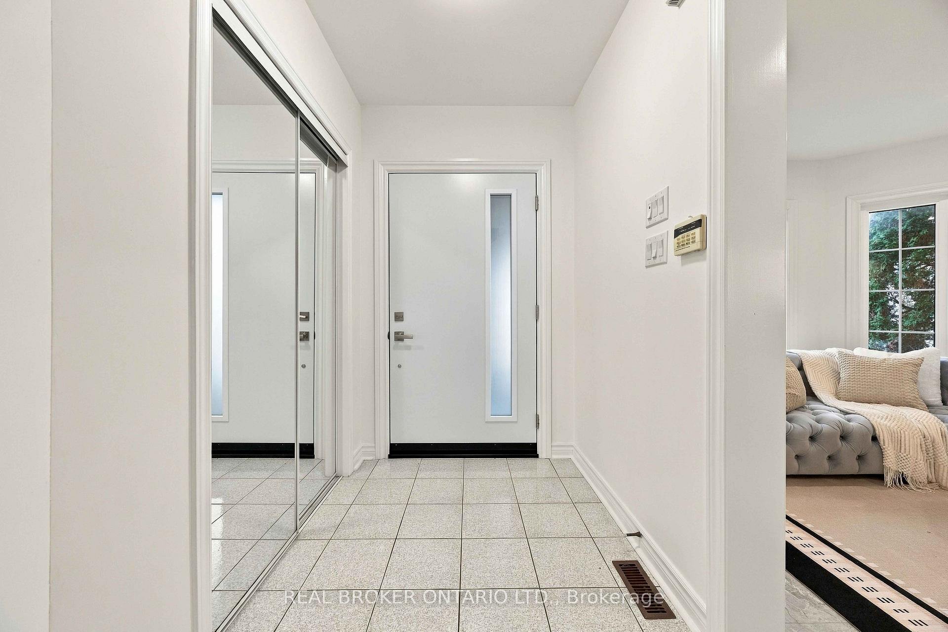 Photo 7 of 43 Bluebell Drive, Markham, Rouge Fairways — HOMEH