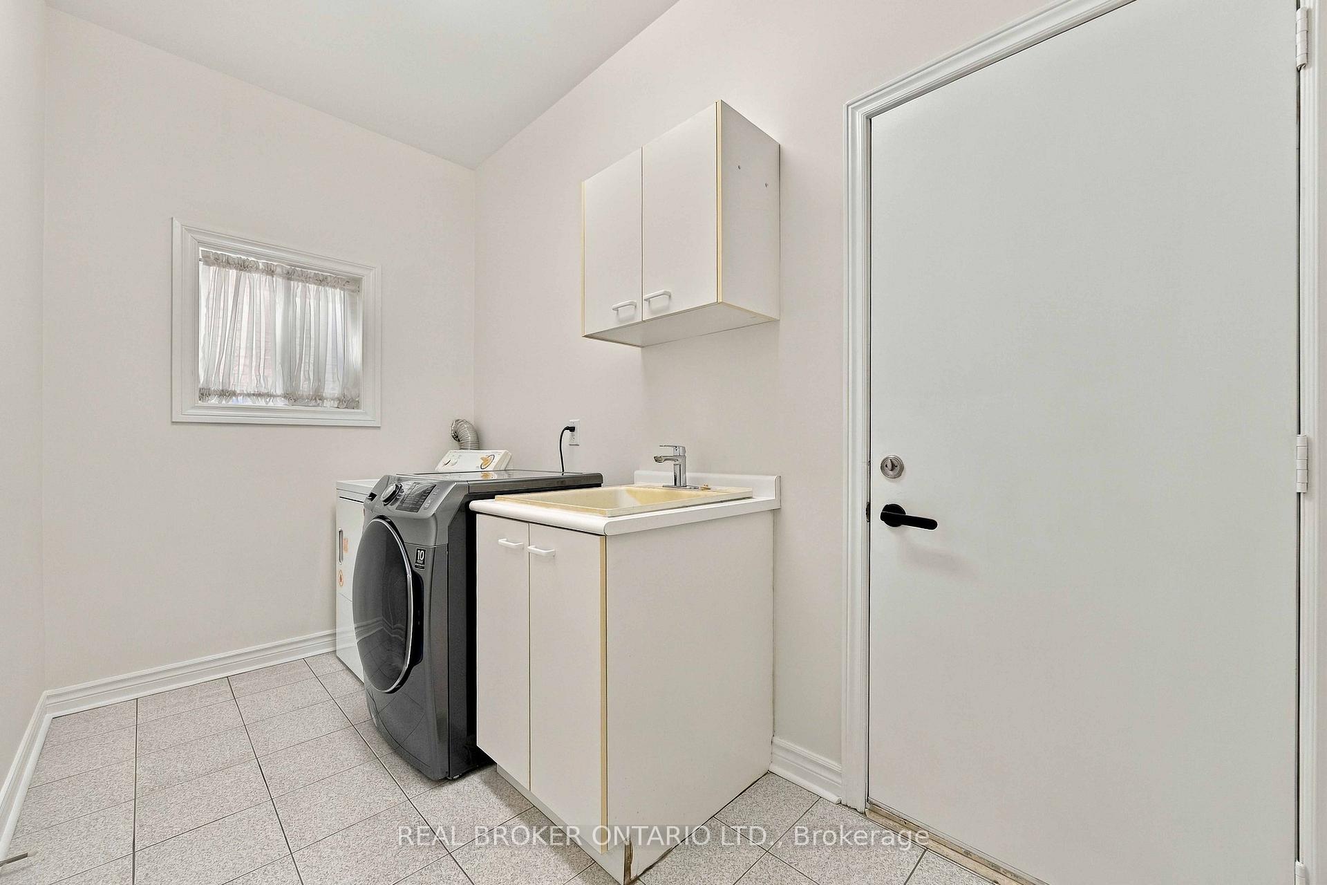 Photo 27 of 43 Bluebell Drive, Markham, Rouge Fairways — HOMEH
