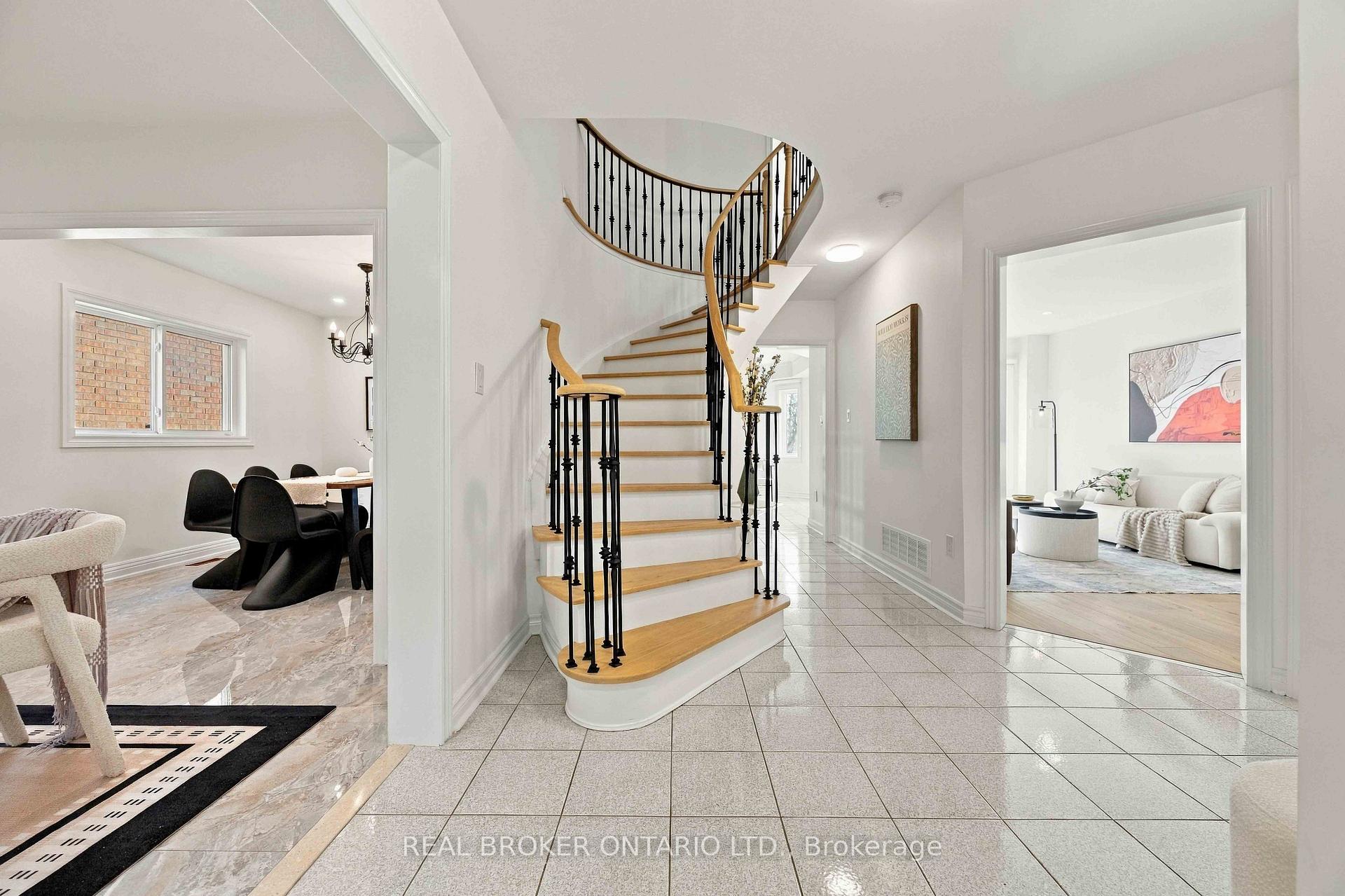 Photo 29 of 43 Bluebell Drive, Markham, Rouge Fairways — HOMEH