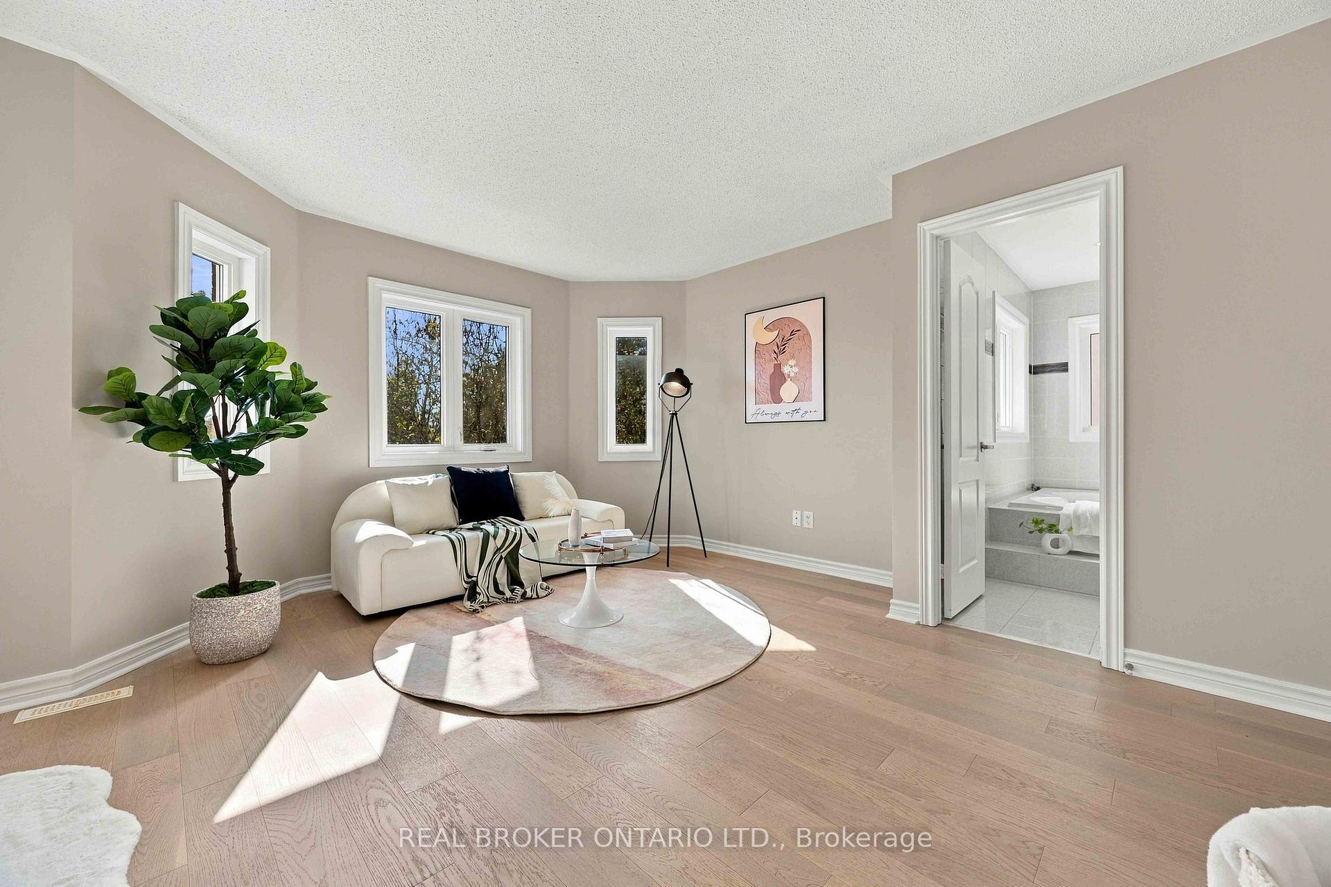 Photo 32 of 43 Bluebell Drive, Markham, Rouge Fairways — HOMEH