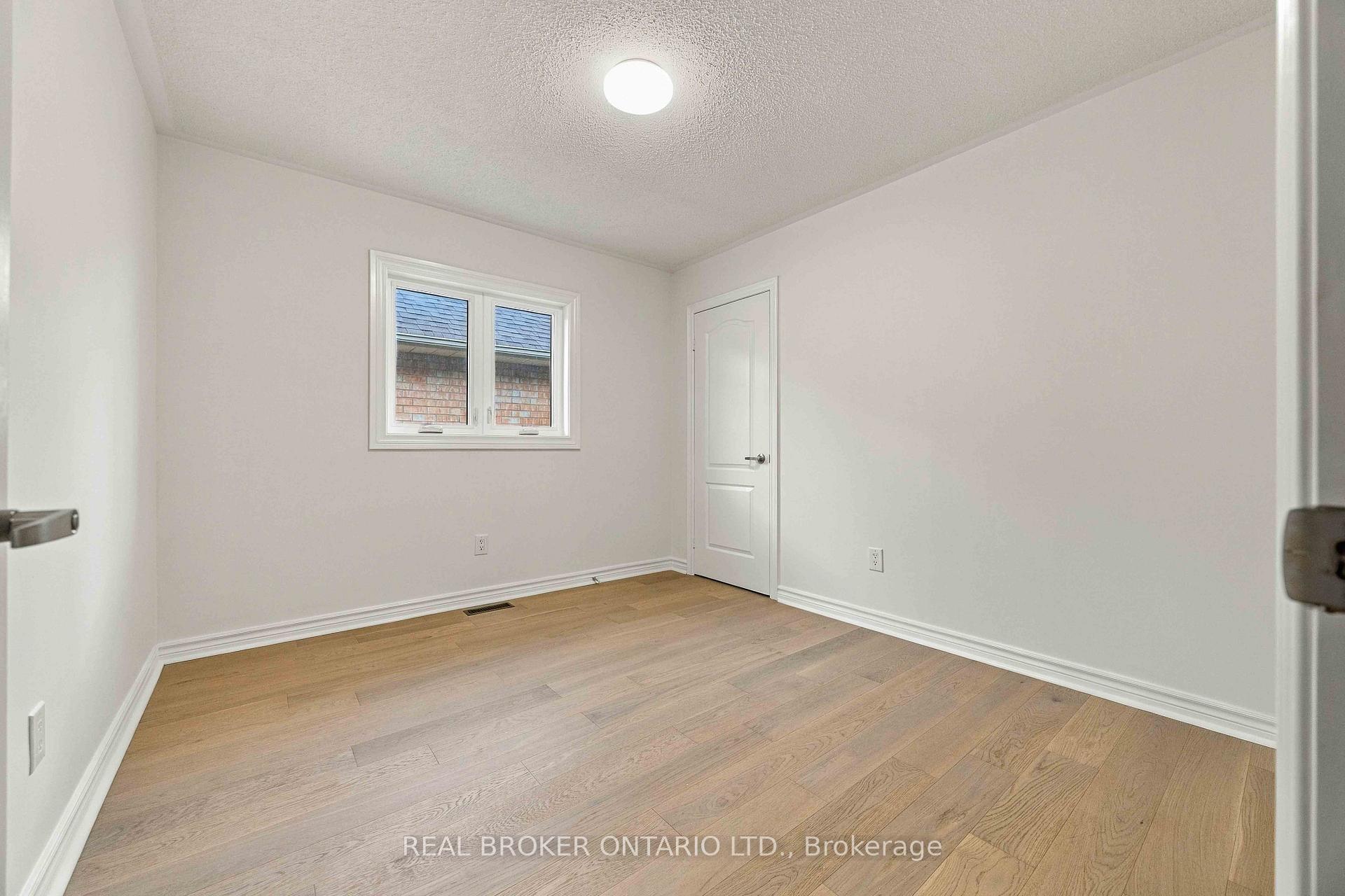 Photo 39 of 43 Bluebell Drive, Markham, Rouge Fairways — HOMEH
