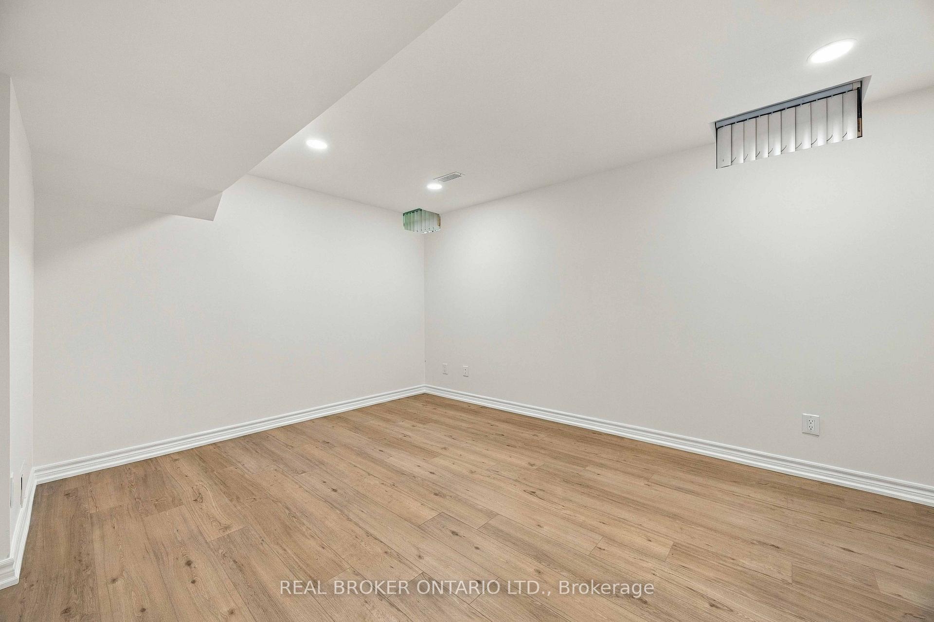 Photo 43 of 43 Bluebell Drive, Markham, Rouge Fairways — HOMEH