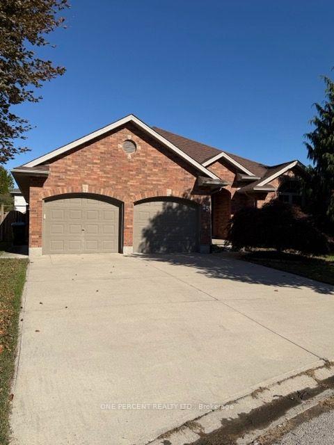 Photo 1 of 25 Falconridge Court, St. Thomas — HOMEH