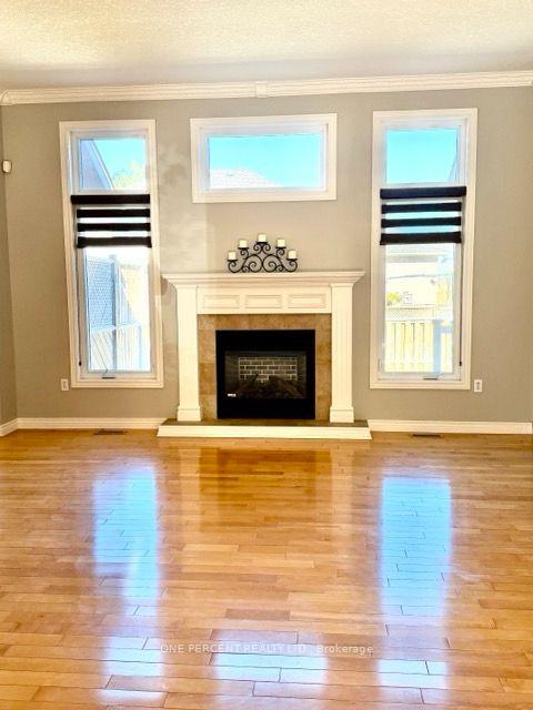 Photo 3 of 25 Falconridge Court, St. Thomas — HOMEH