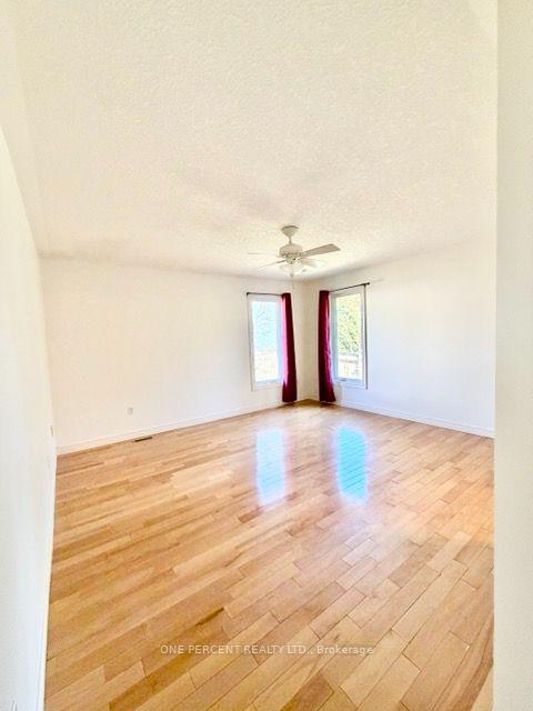 Photo 5 of 25 Falconridge Court, St. Thomas — HOMEH