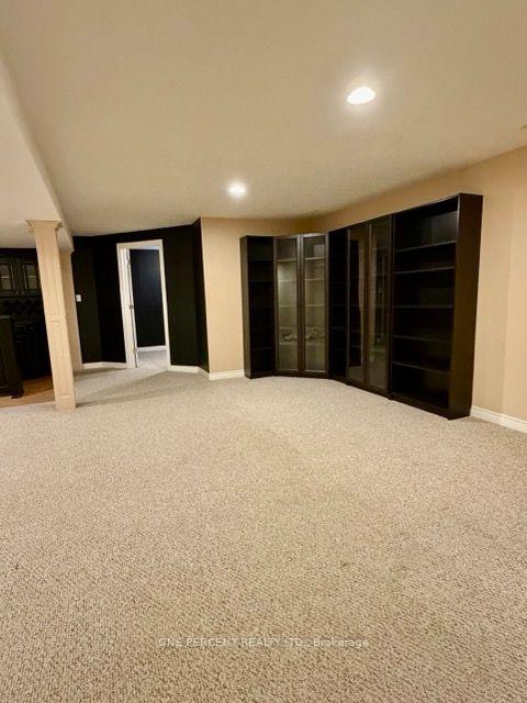 Photo 19 of 25 Falconridge Court, St. Thomas — HOMEH